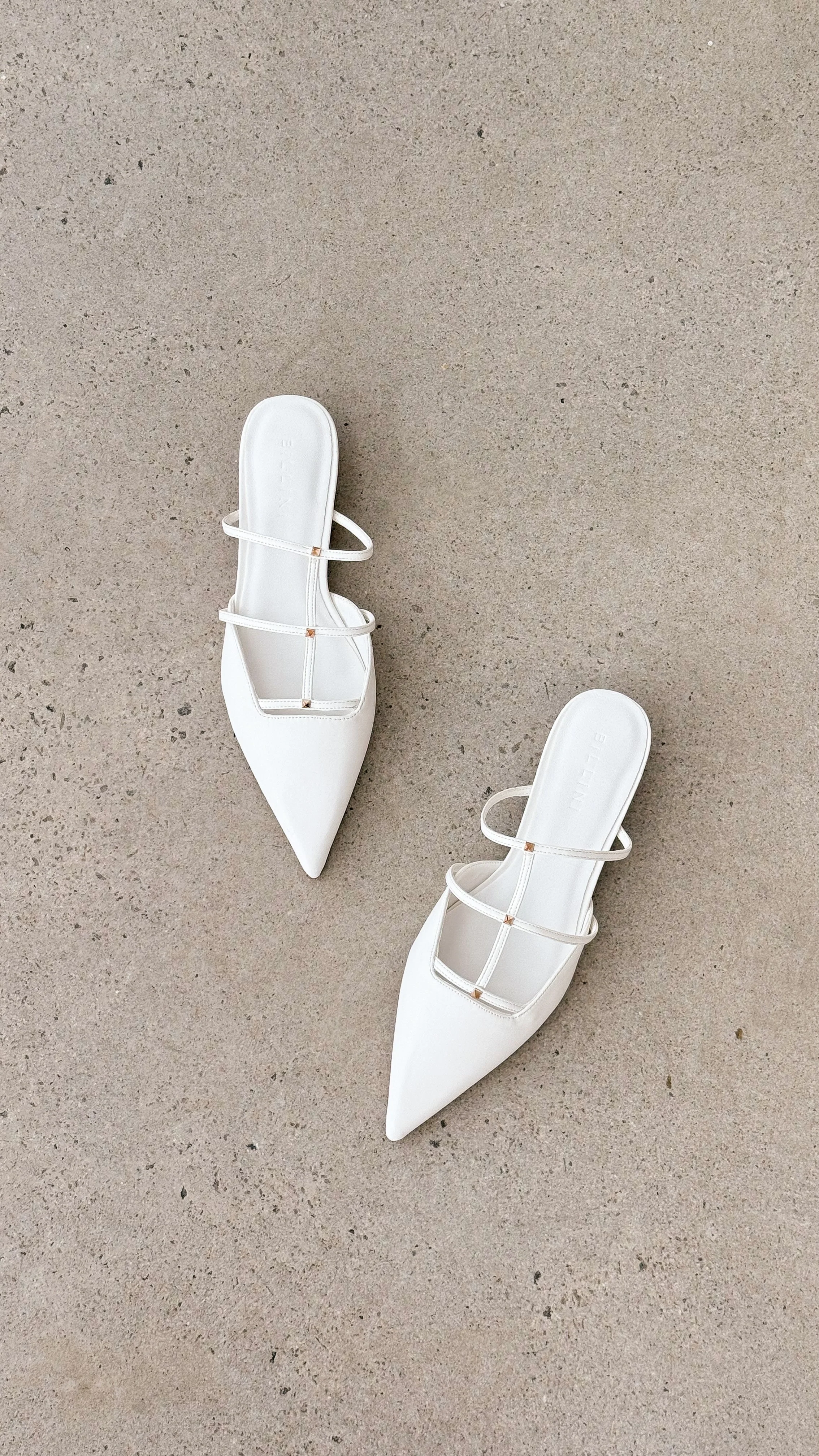 Carver Ballet Flats - White