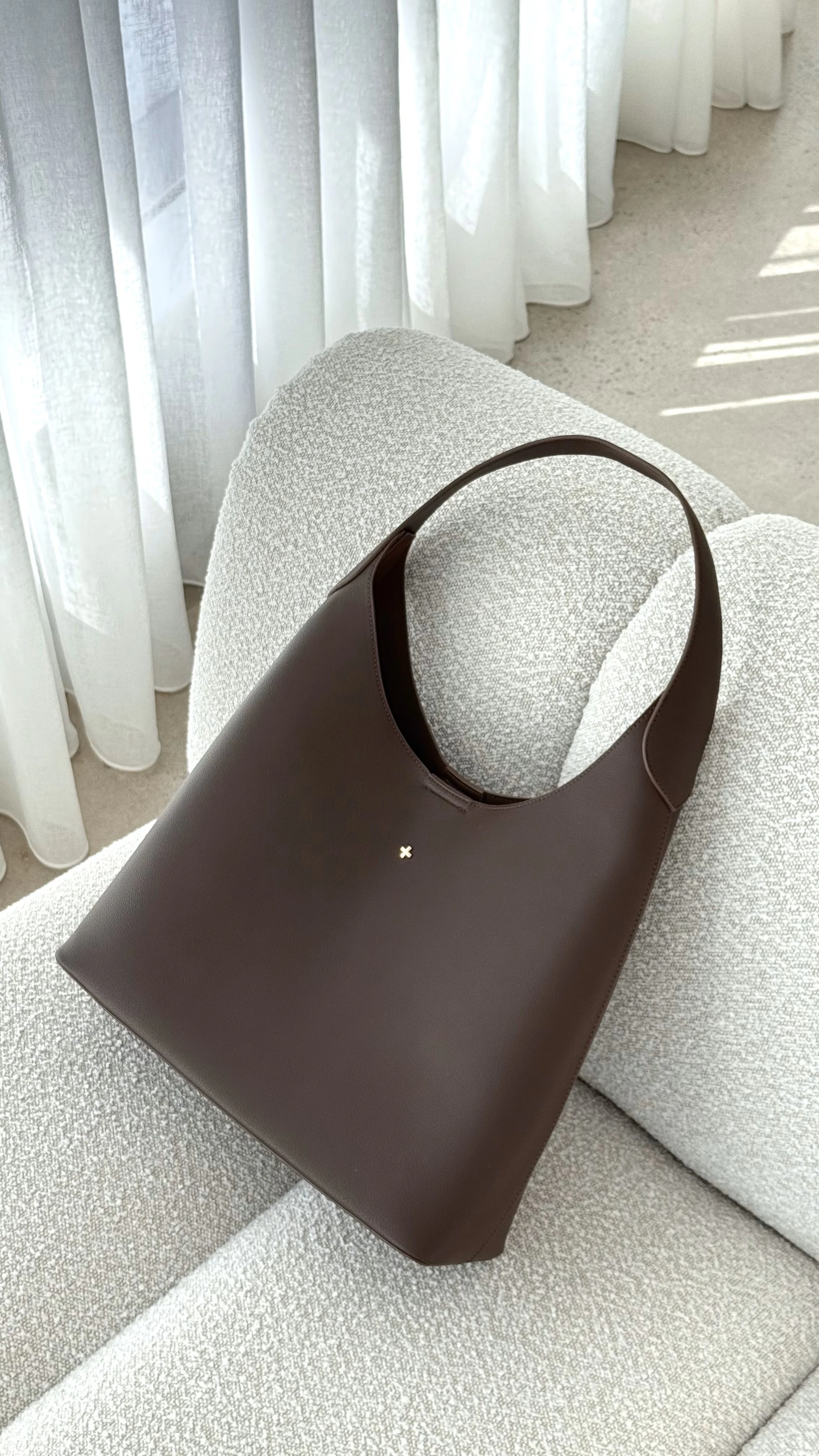 Duke Hobo Bag - Choc PU