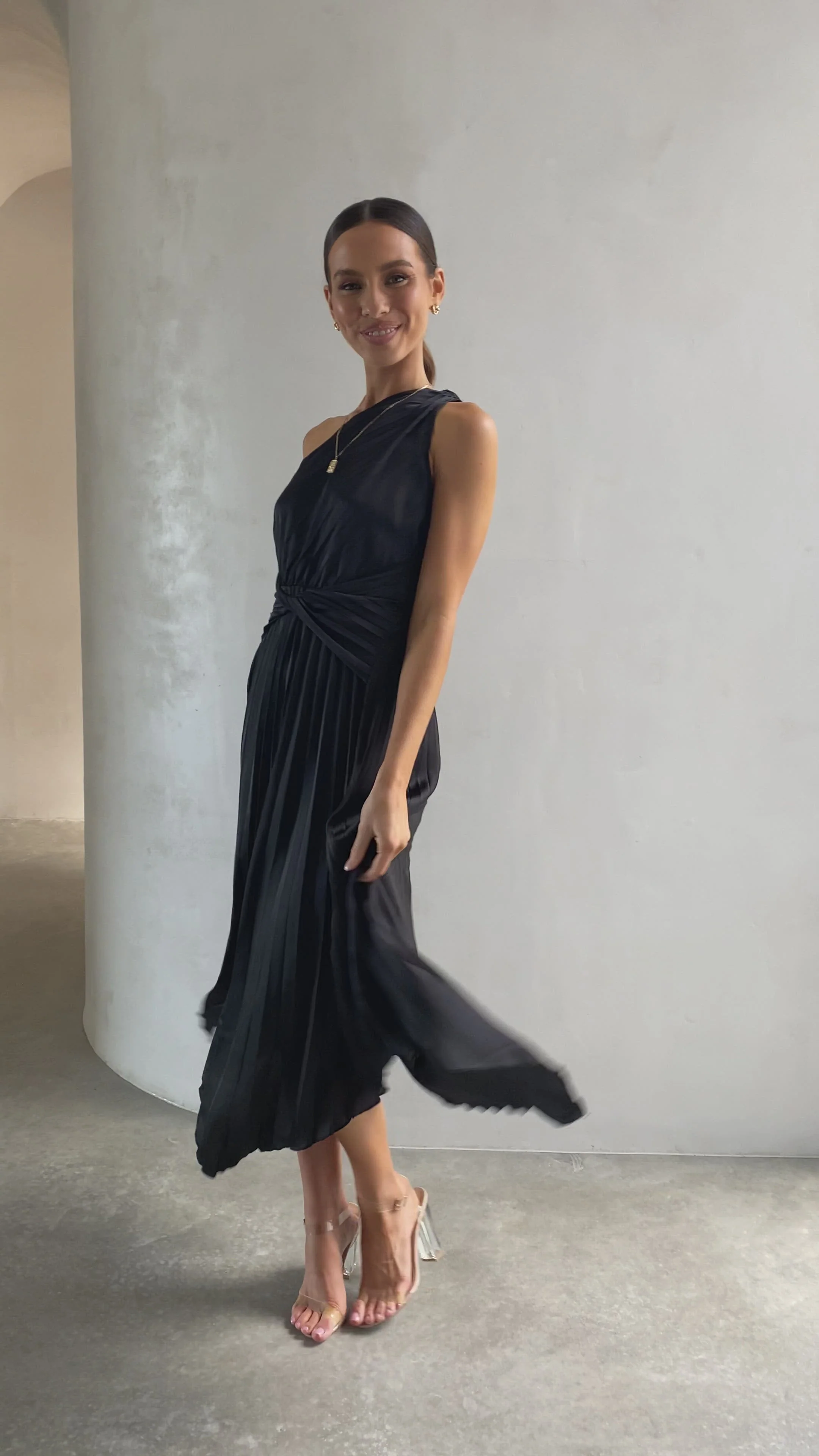 Cali One Shoulder Midi Dress - Black