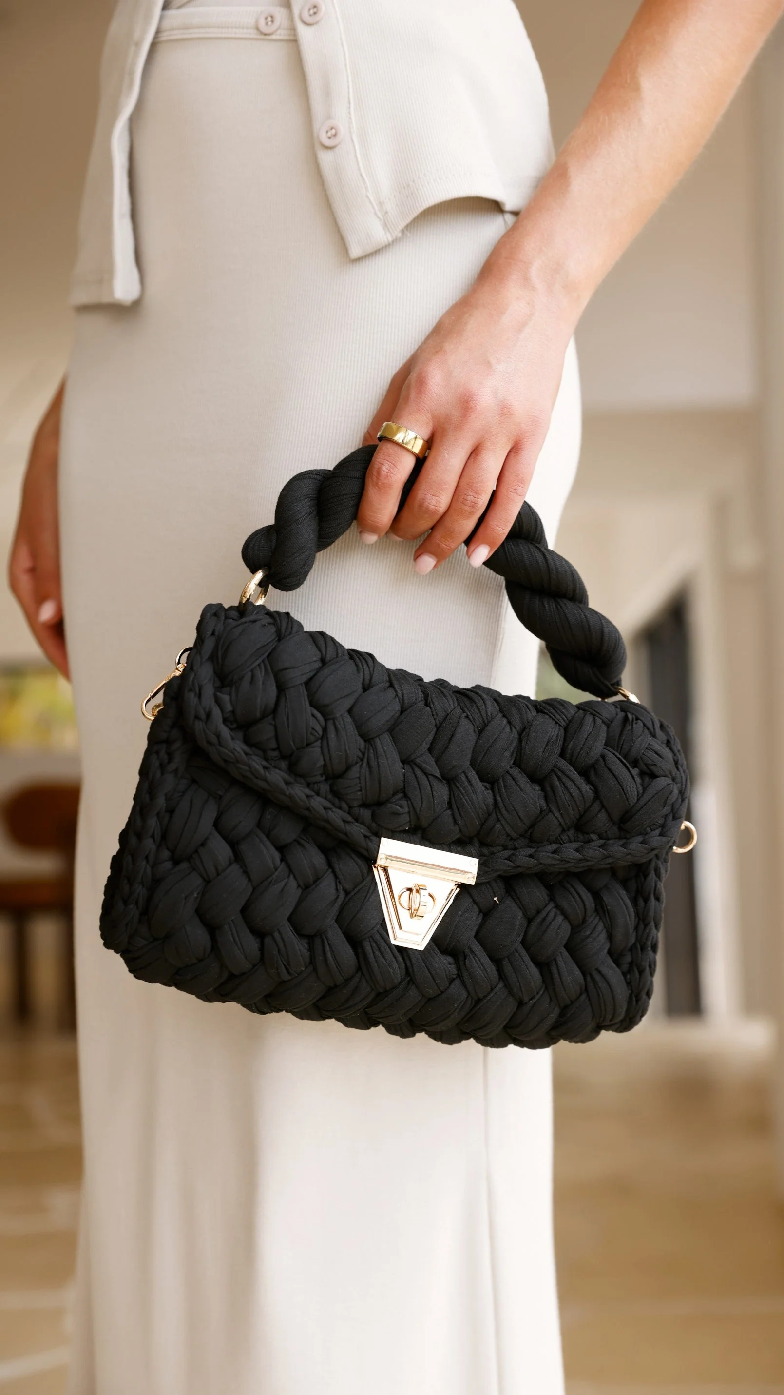 Annabel Chunky Plaited Handbag - Black