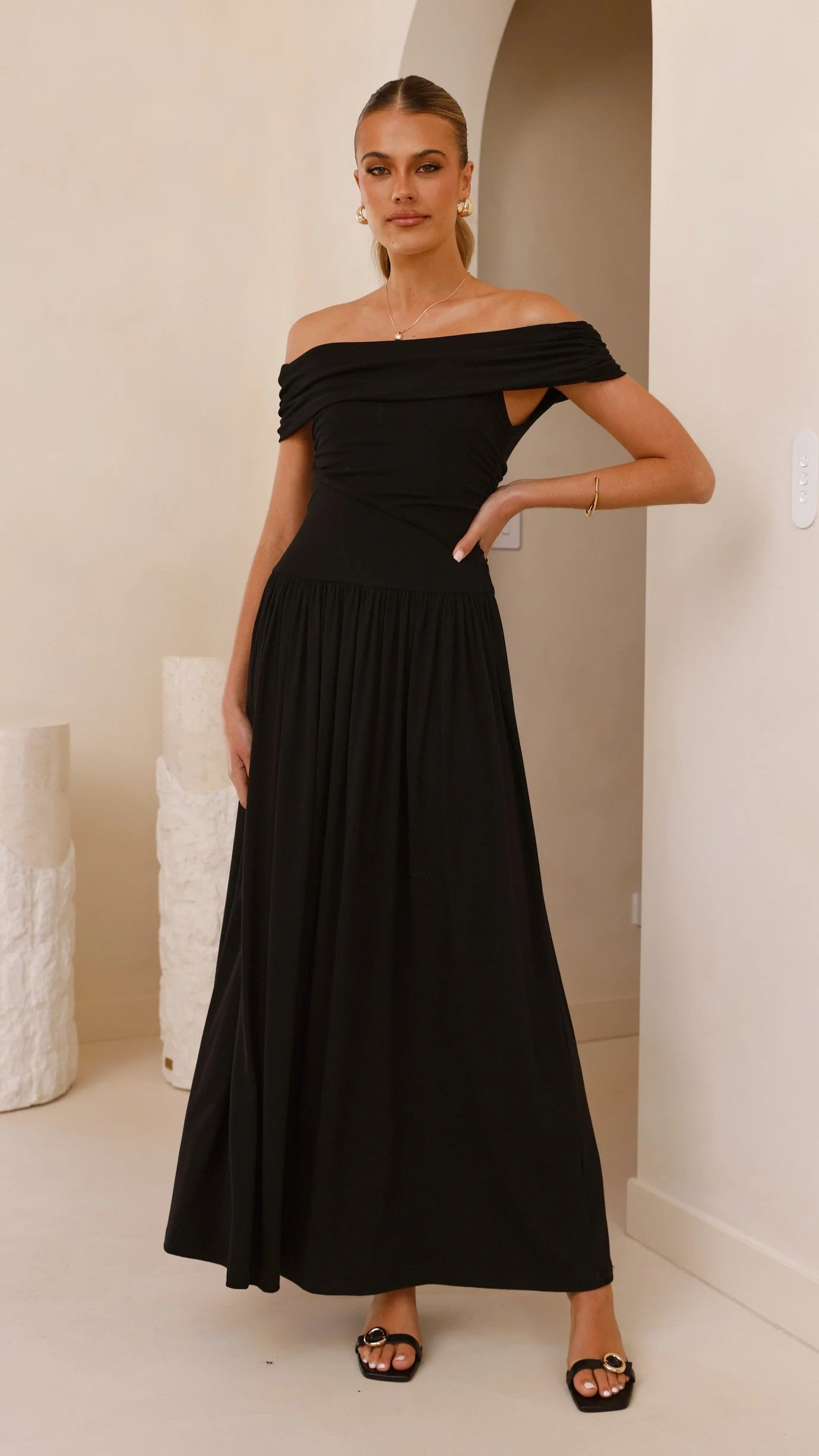 Manalla Maxi Dress - Black