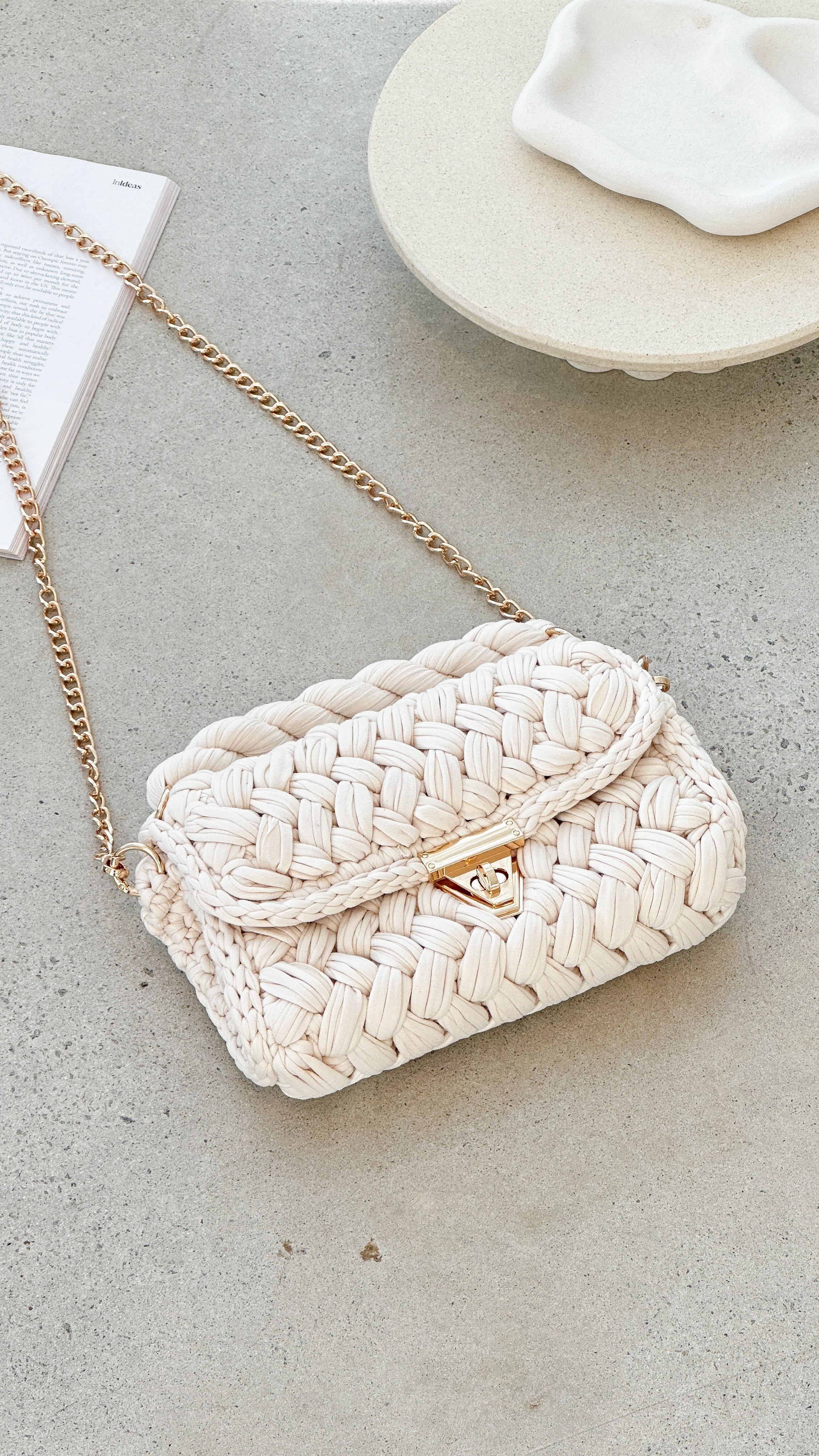 Annabel Chunky Plaited Handbag - Light Cream