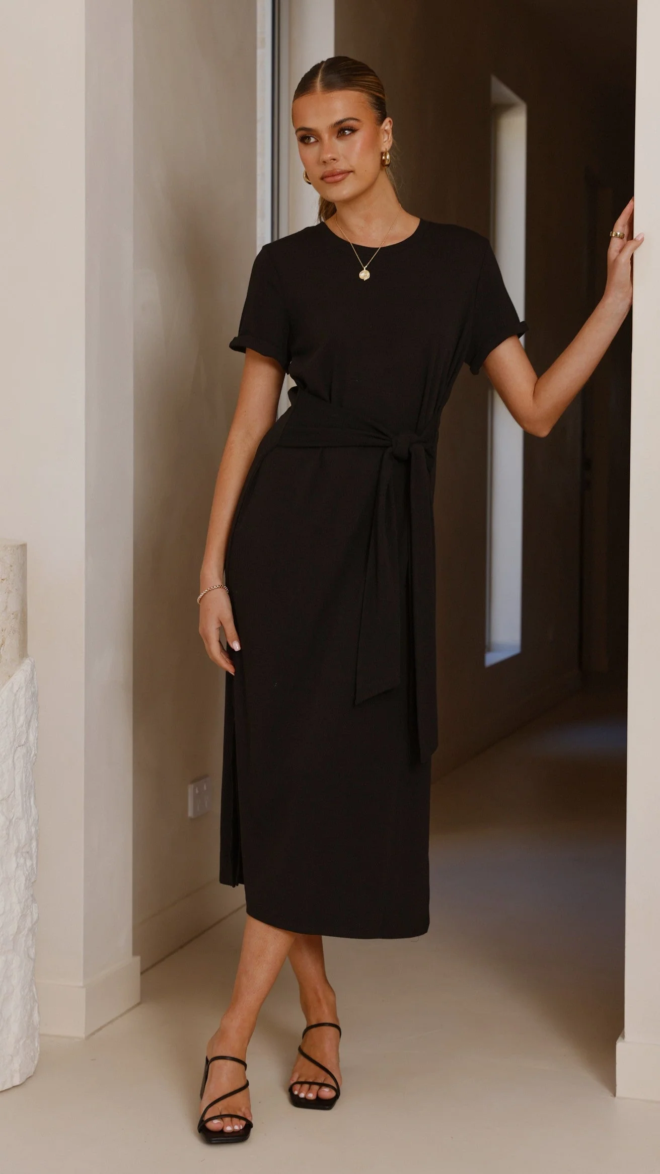 Valier Midi Dress - Black
