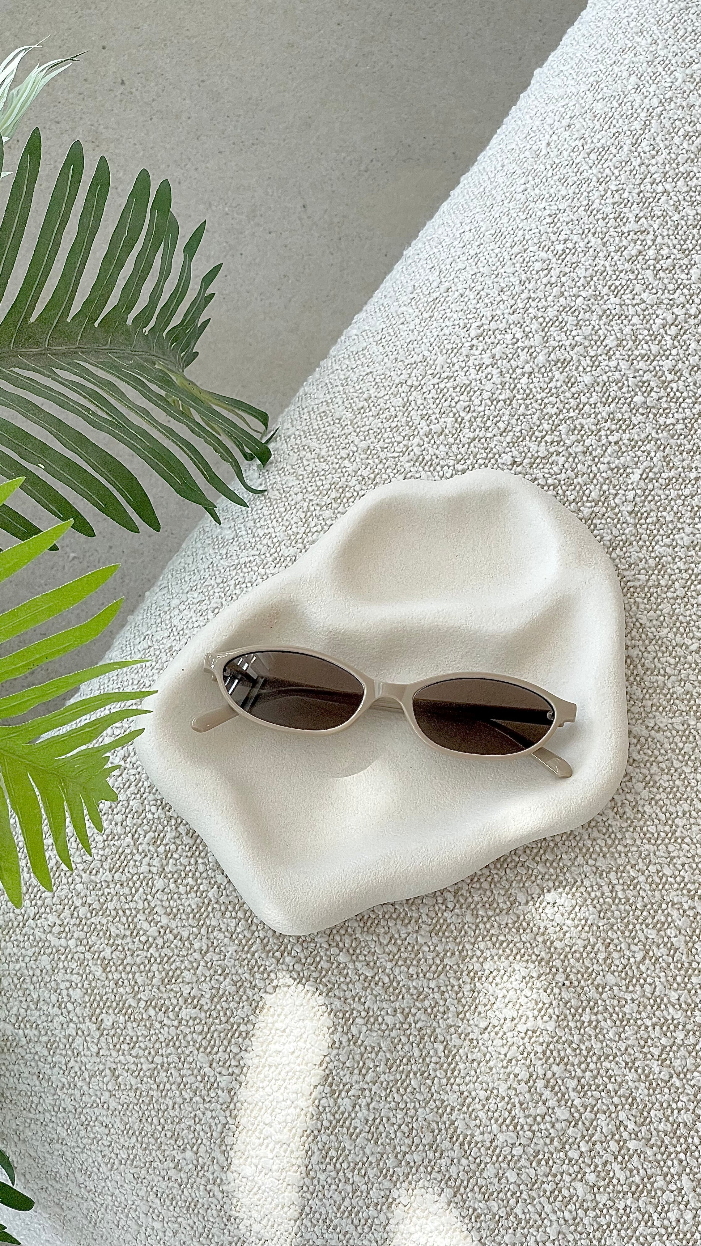 Amery Sunglasses - Olive