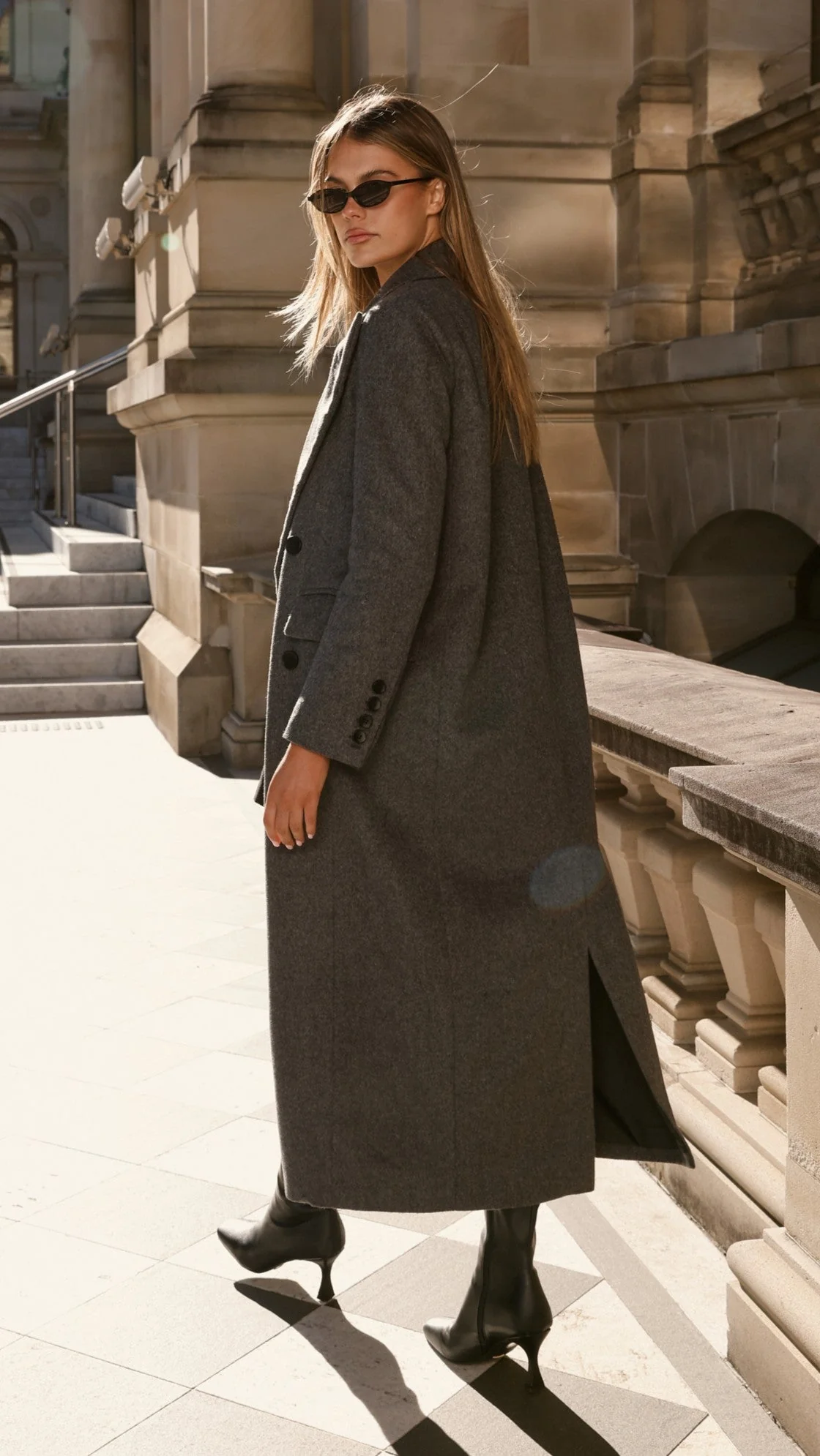 MVN - Lost In New York Coat - Charcoal