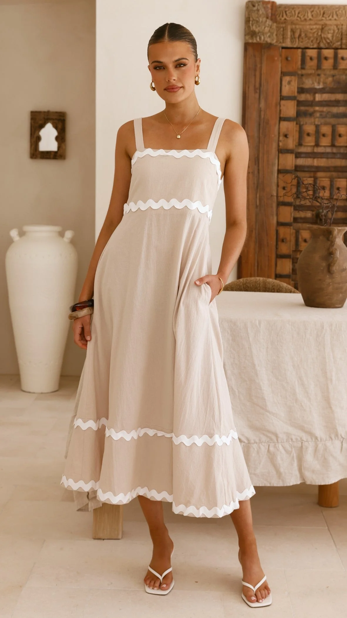 Raelynn Midi Dress - Beige/White