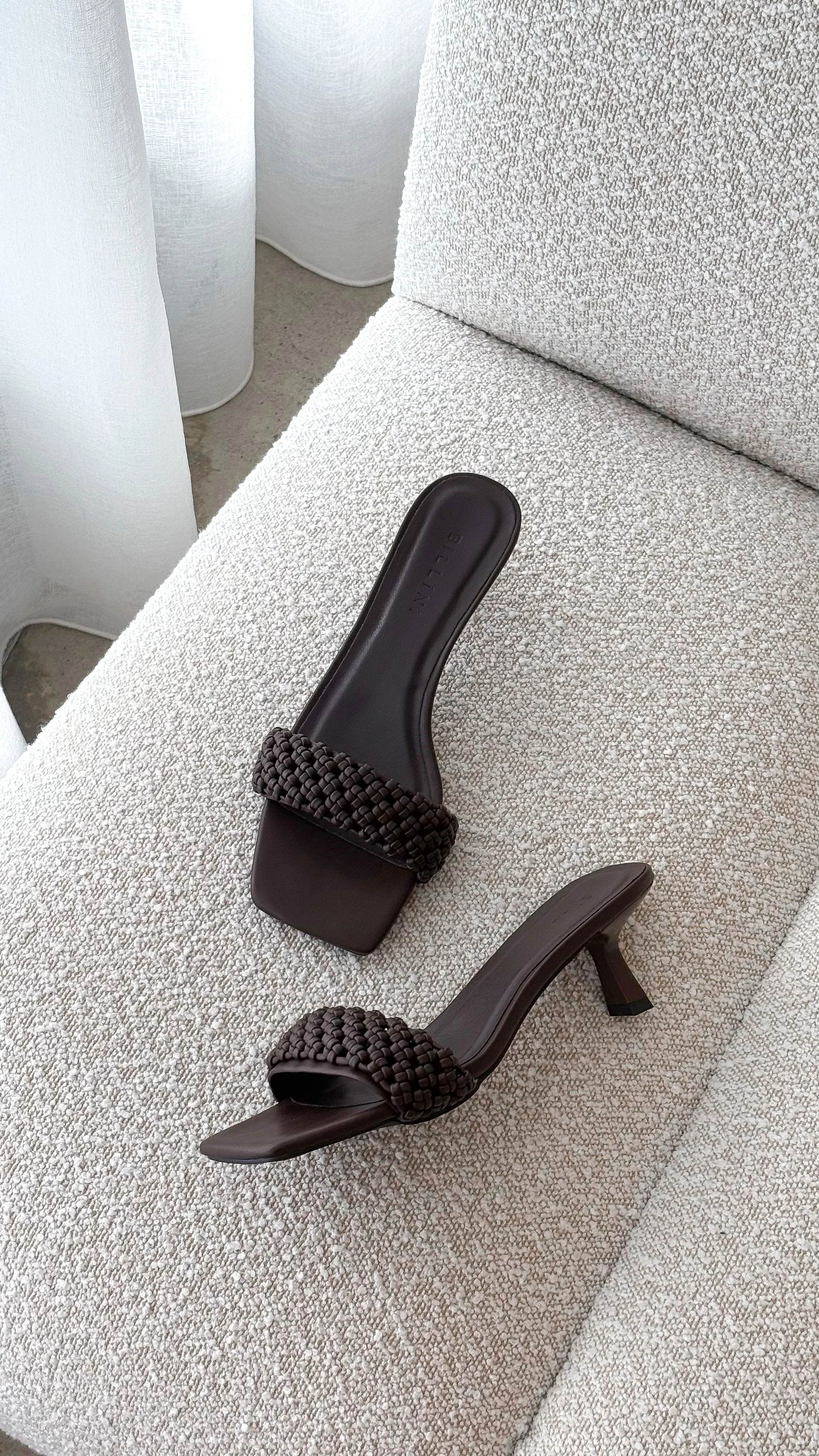 Michelle Heel - Chocolate