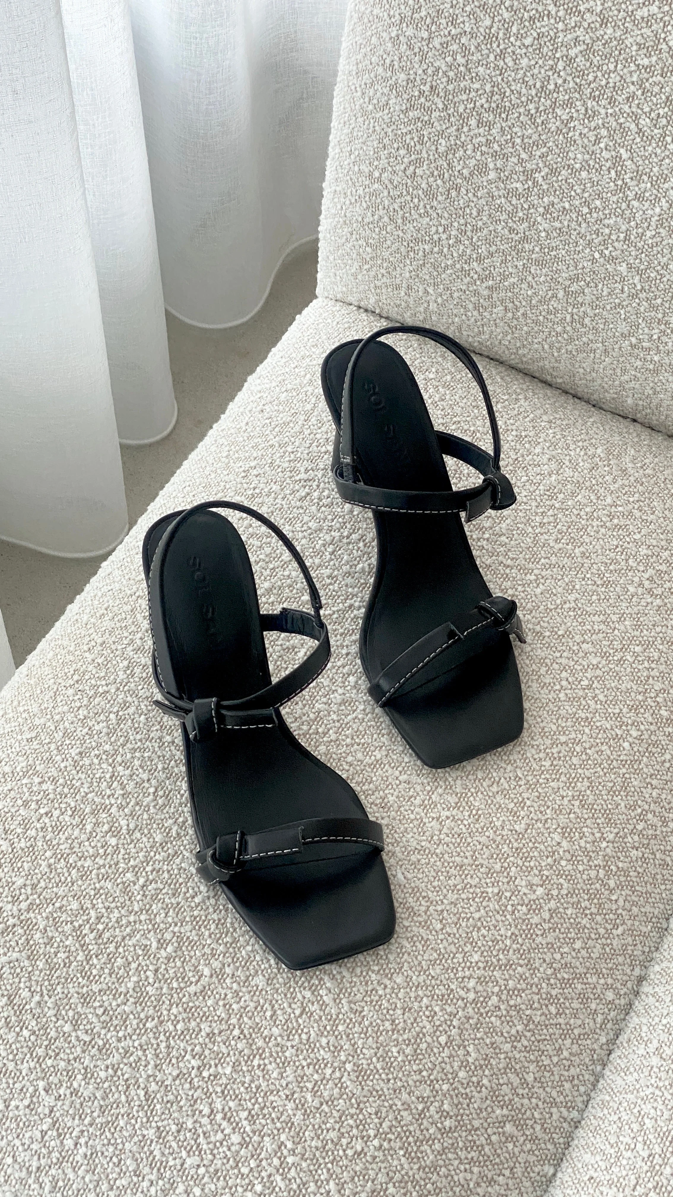 Sol Sana Manzoni Heel - Black