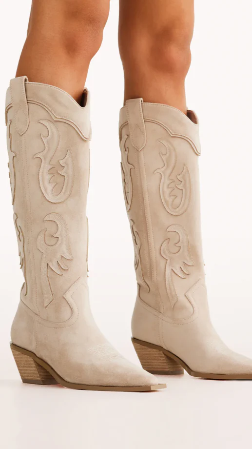 Tulie Boots - Light Beige Suede