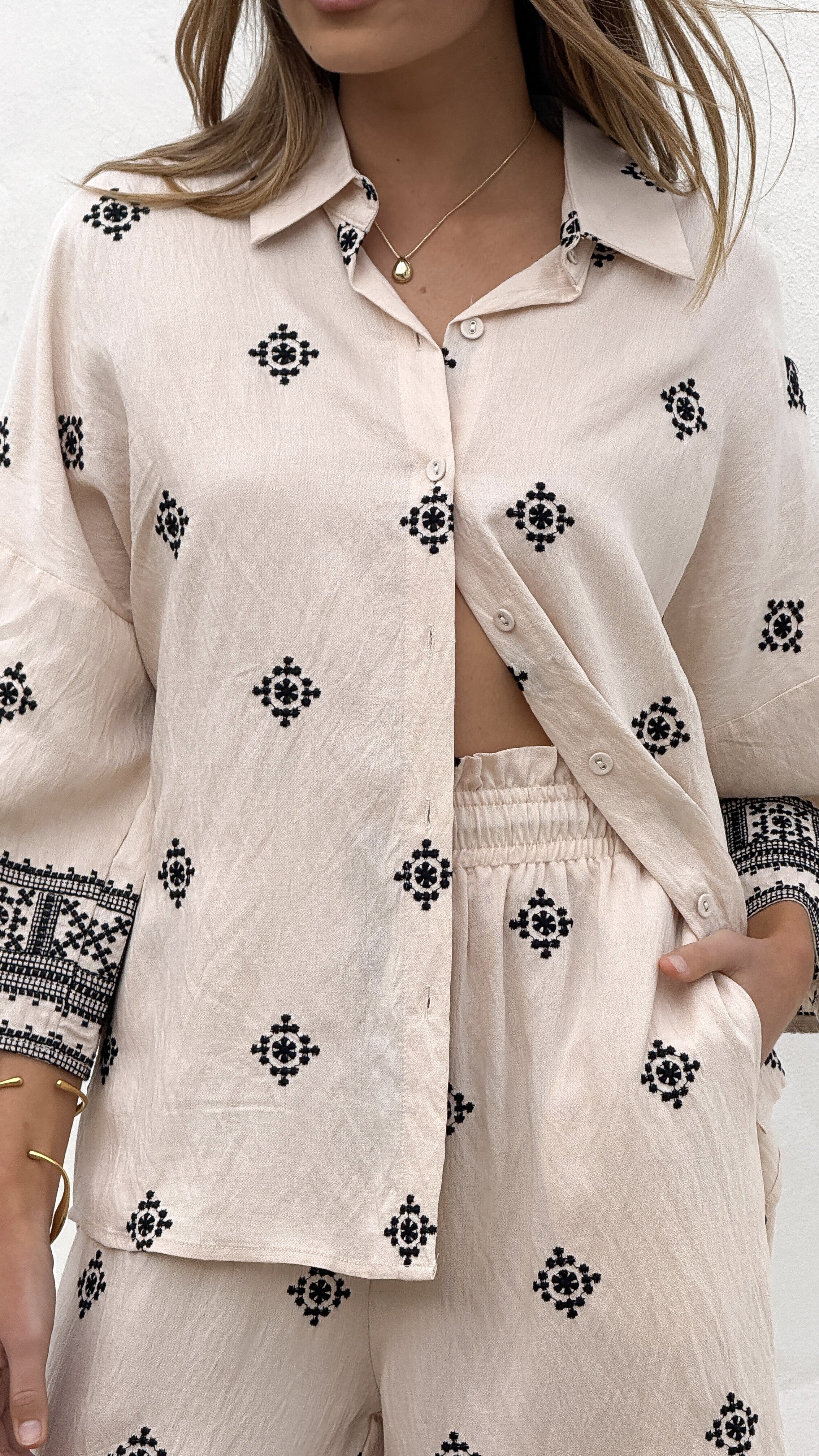 Deni Button Up Shirt - Beige/Black