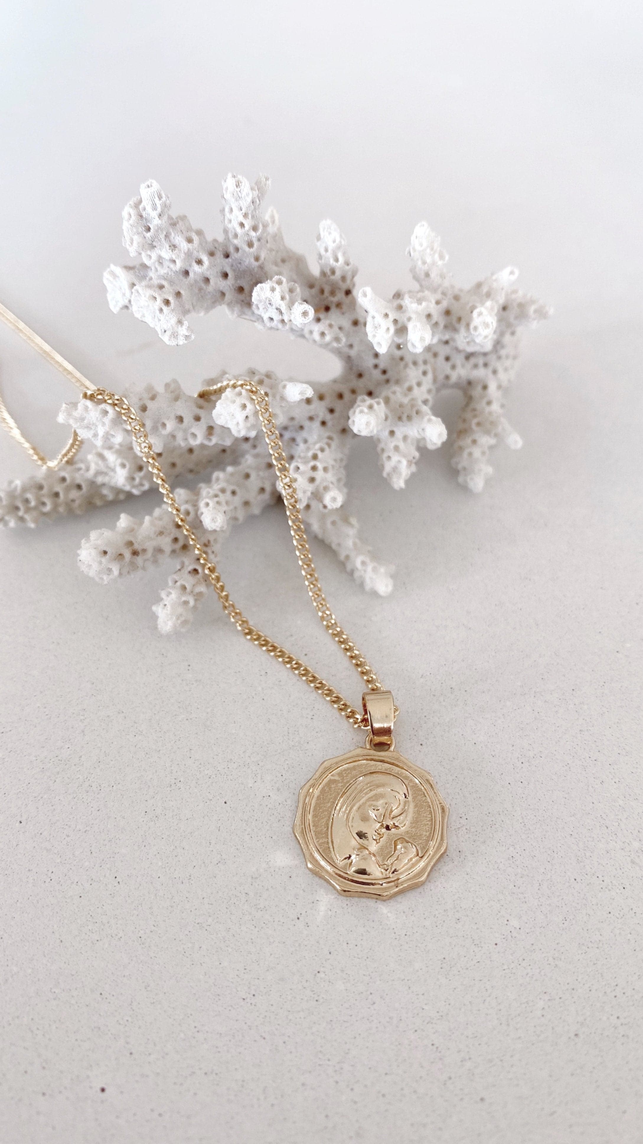 Sierra Fine Necklace Set - Gold