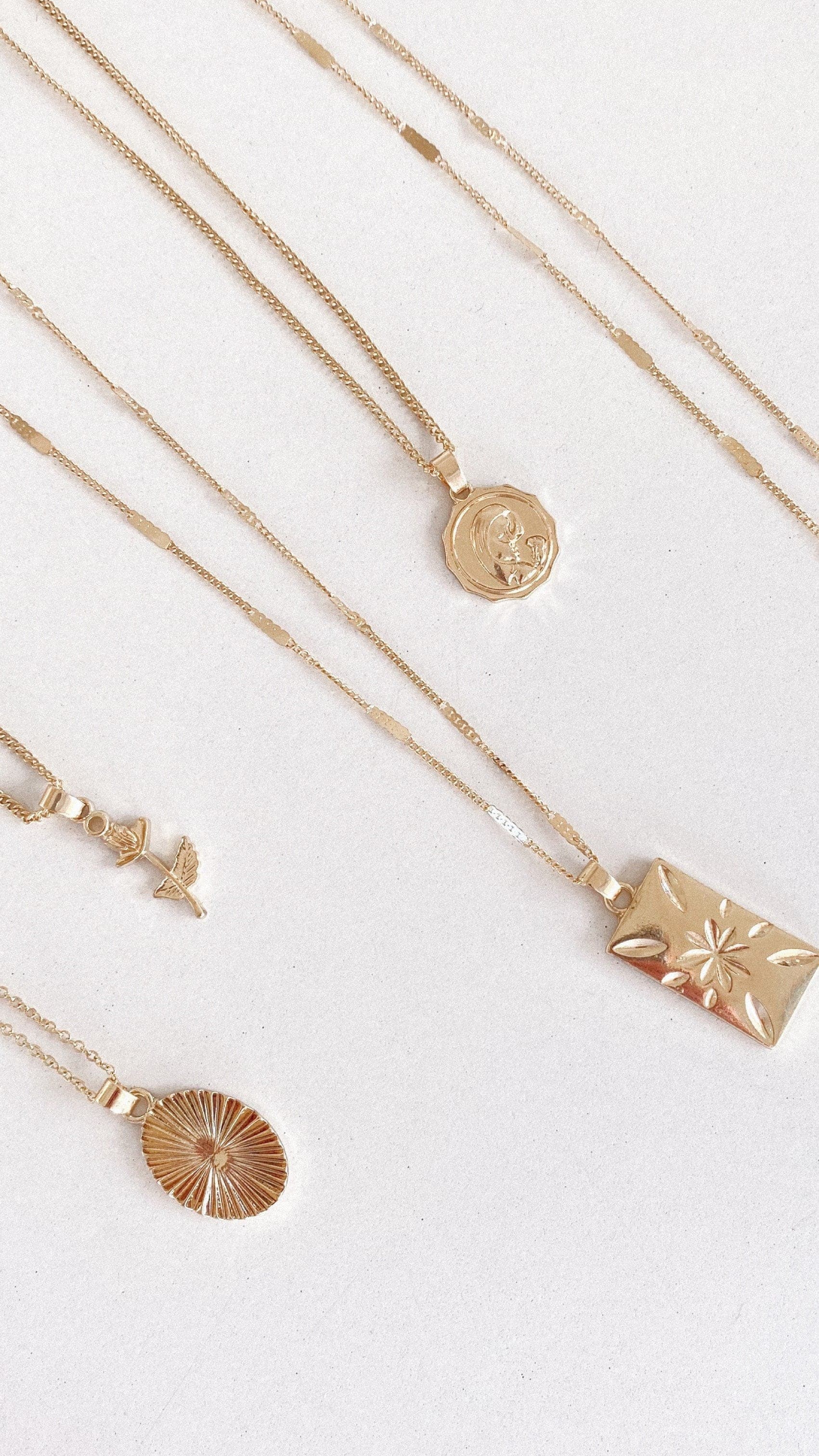 Sierra Fine Necklace Set - Gold