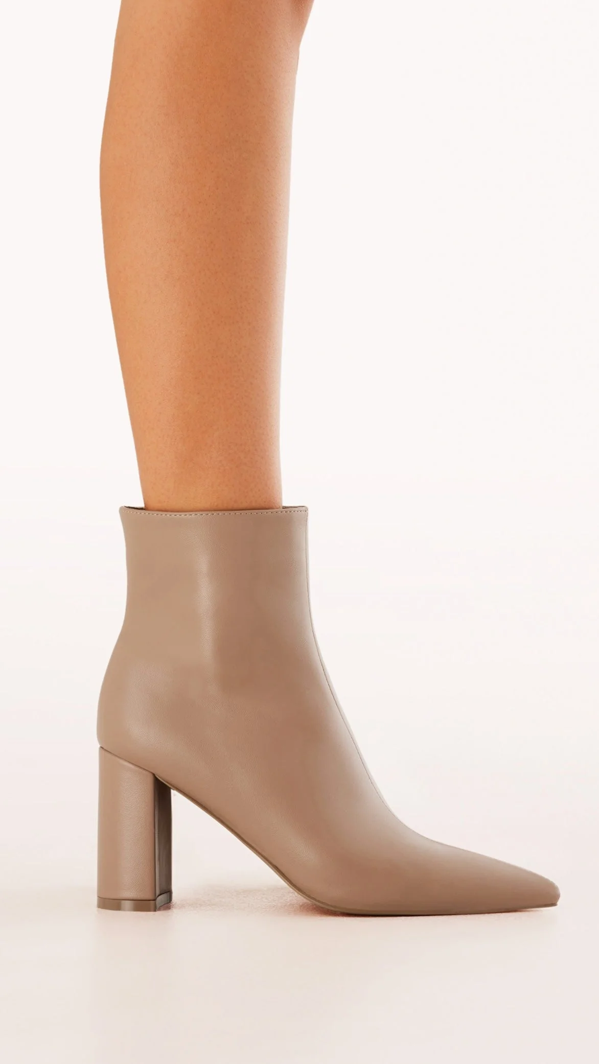 Nicoletta Boots - Almond