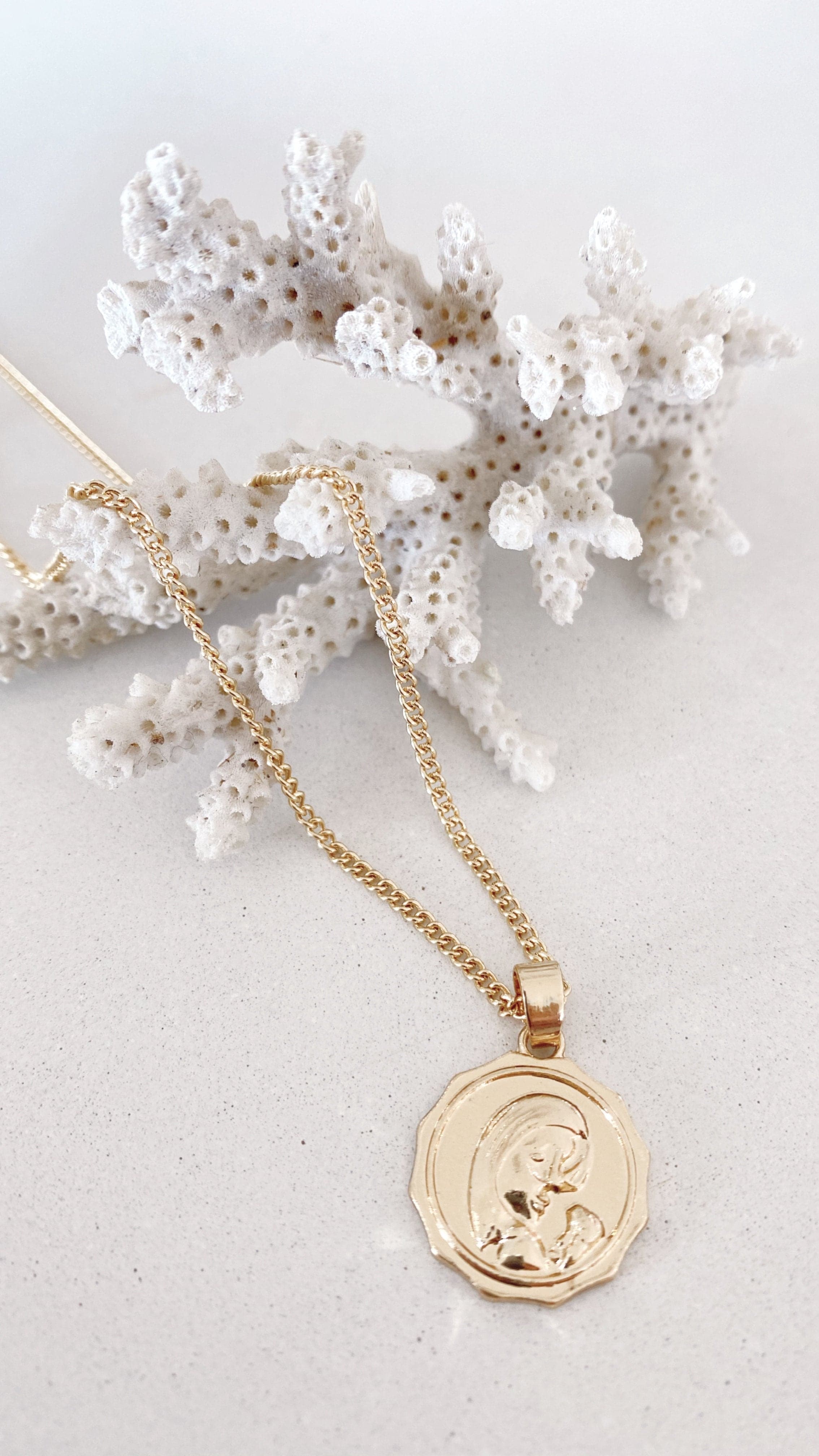 Sierra Fine Necklace Set - Gold