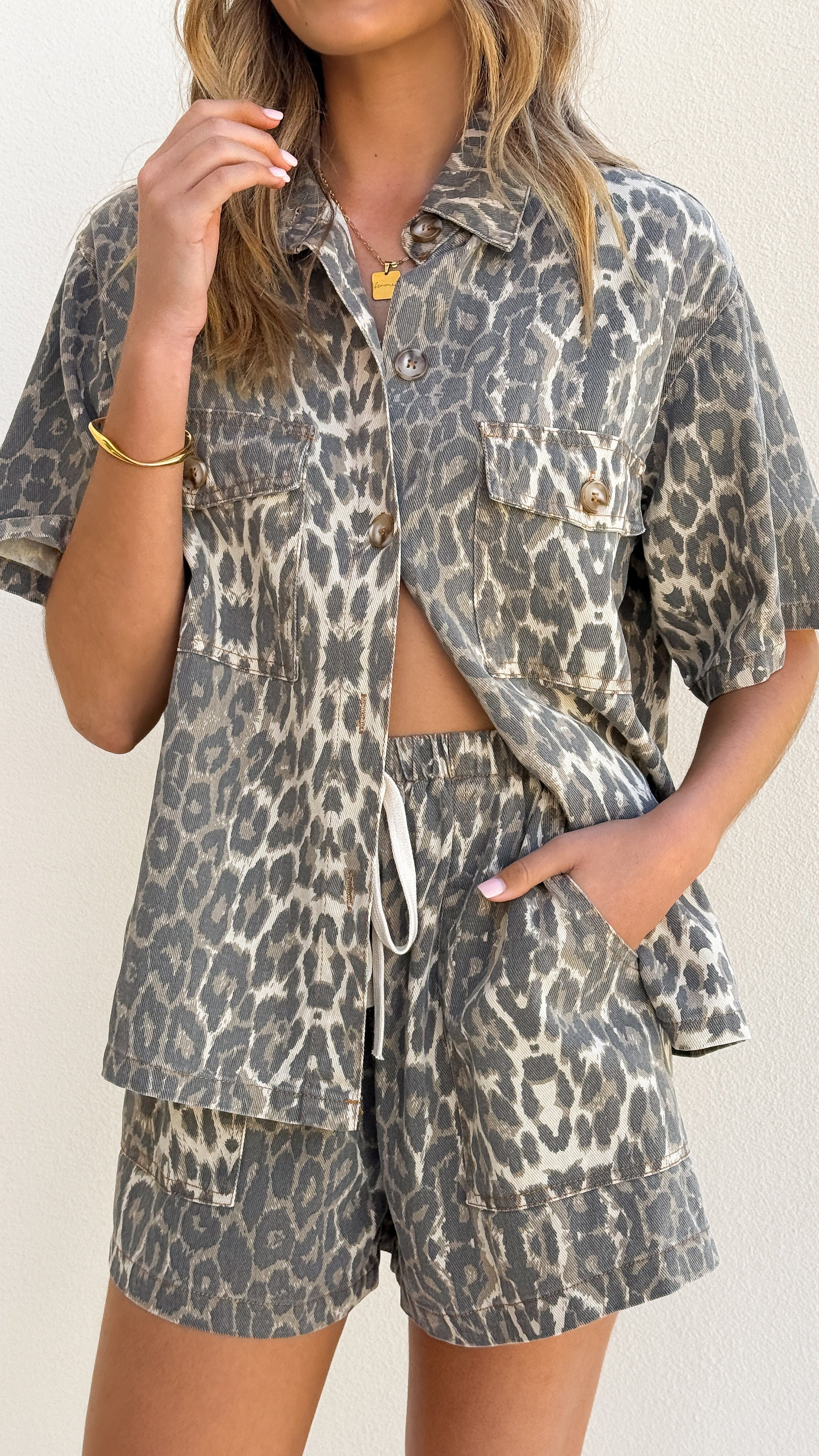 Vasila Button Up Shirt and Shorts Set - Light Leopard Print
