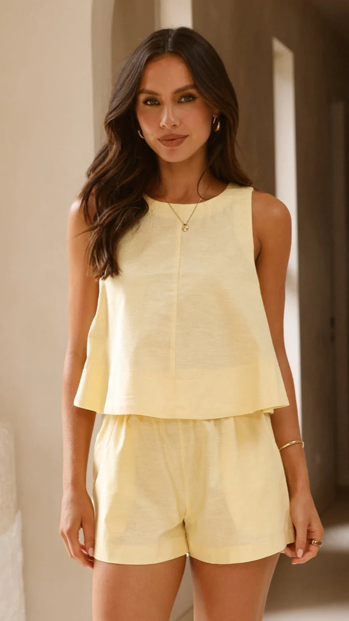 Alma Shorts - Yellow