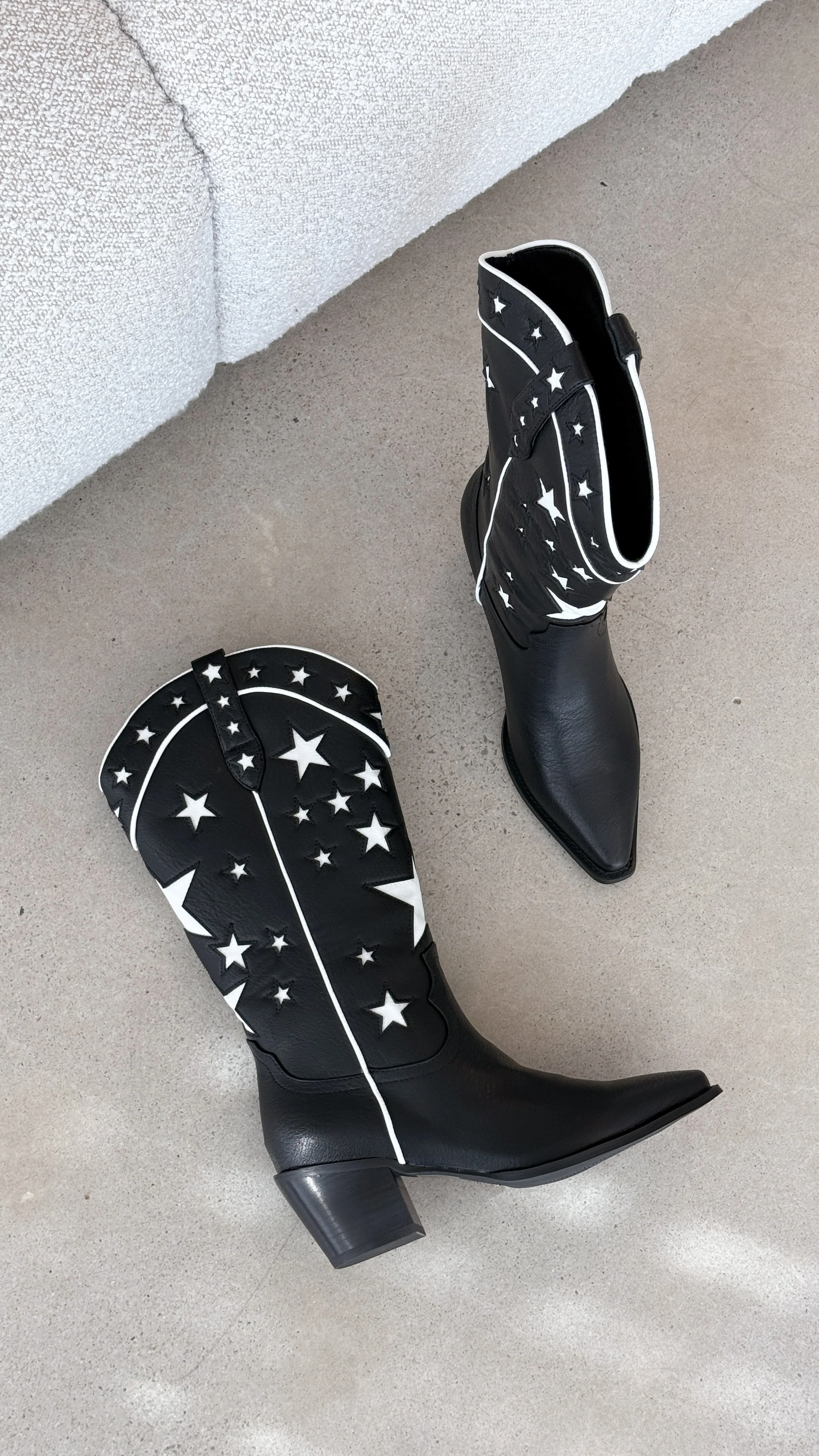 Dollie Boots - Black-White
