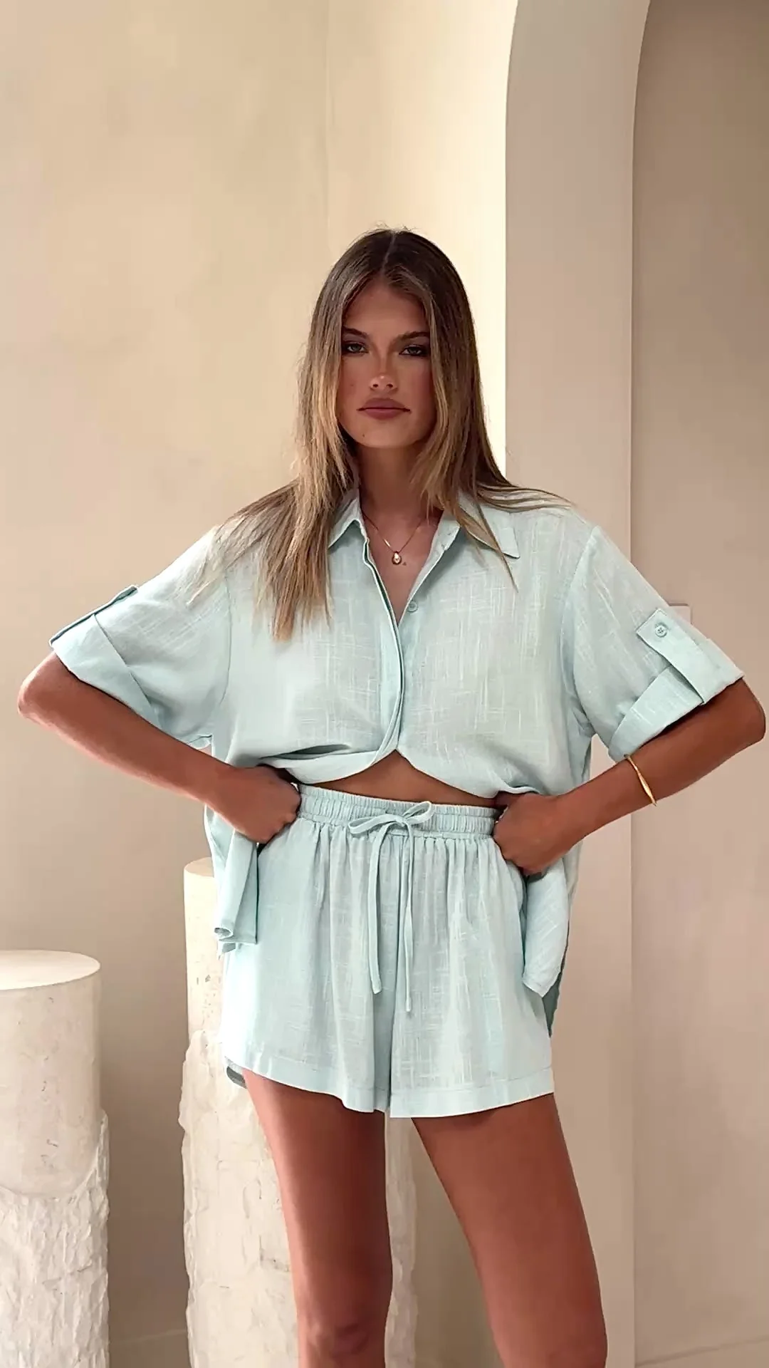 Alma Shorts - Sky Blue