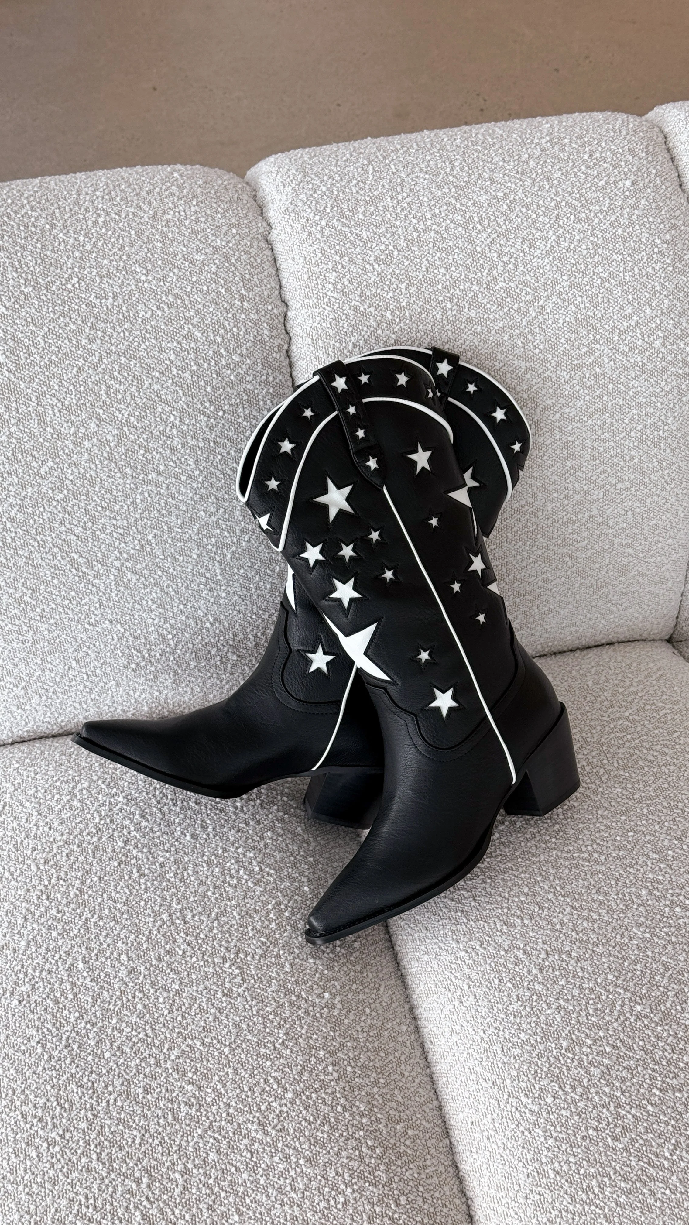 Dollie Boots - Black-White