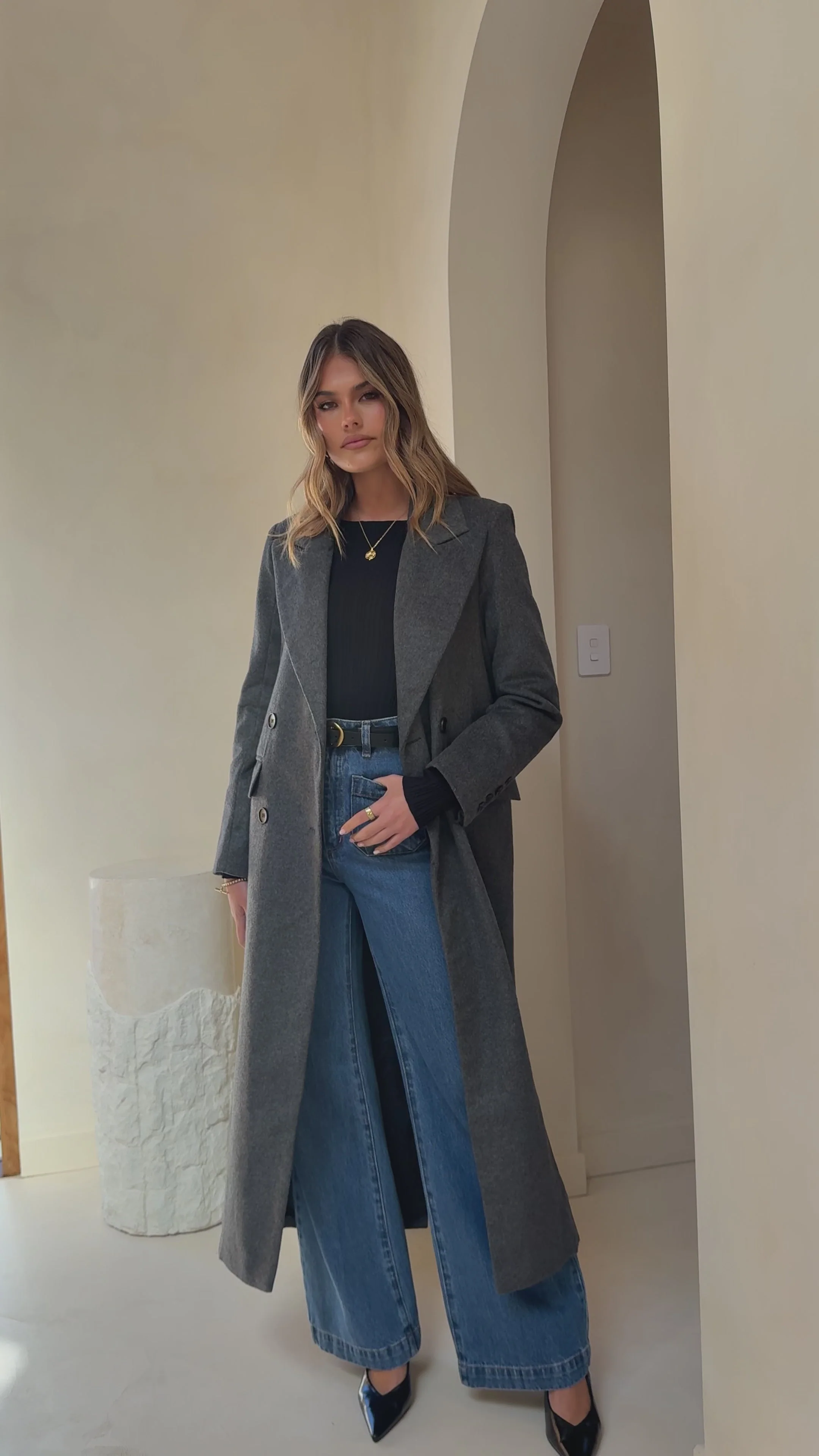 MVN - Lost In New York Coat - Charcoal