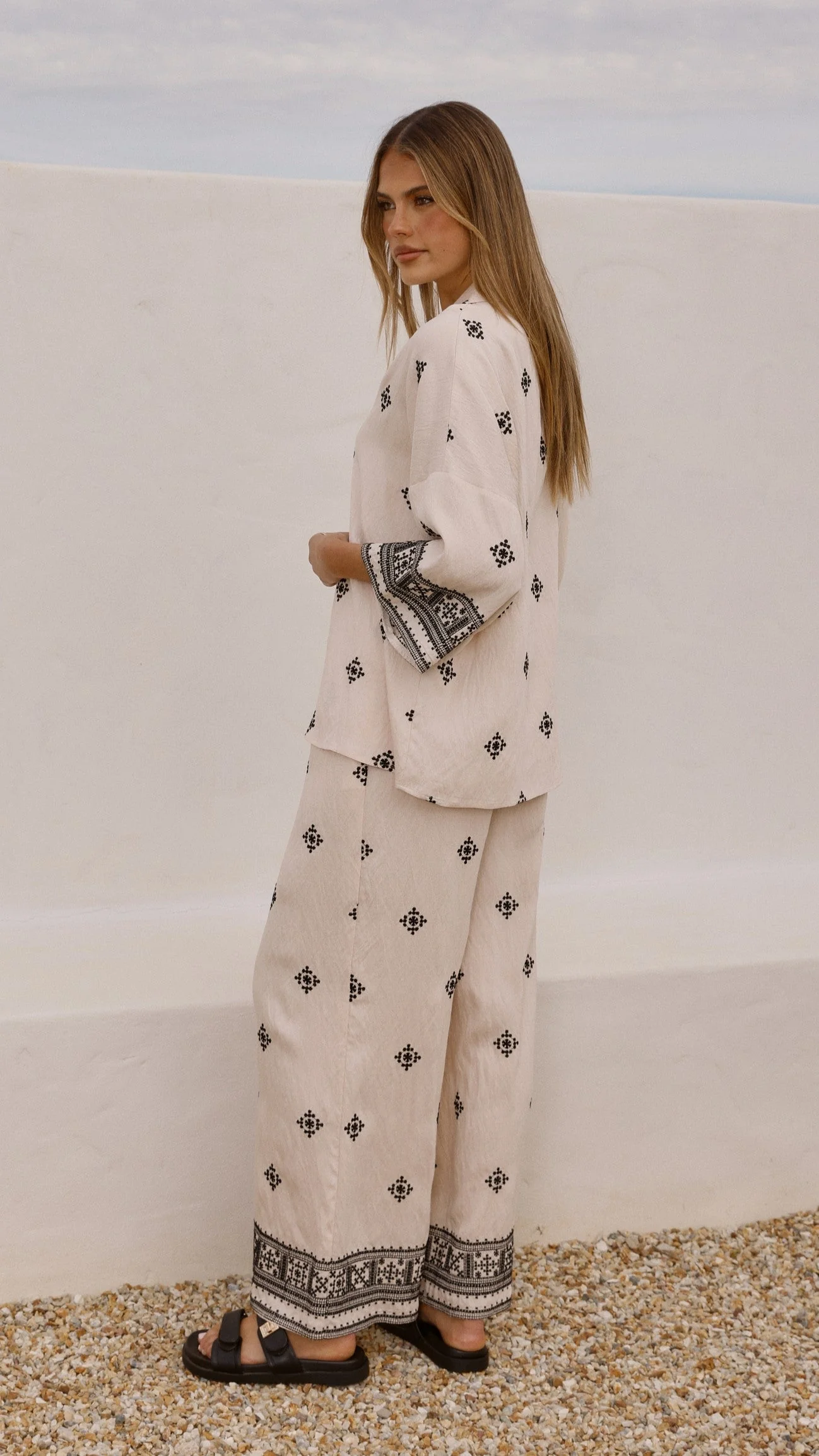 Deni Button Up Shirt - Beige/Black