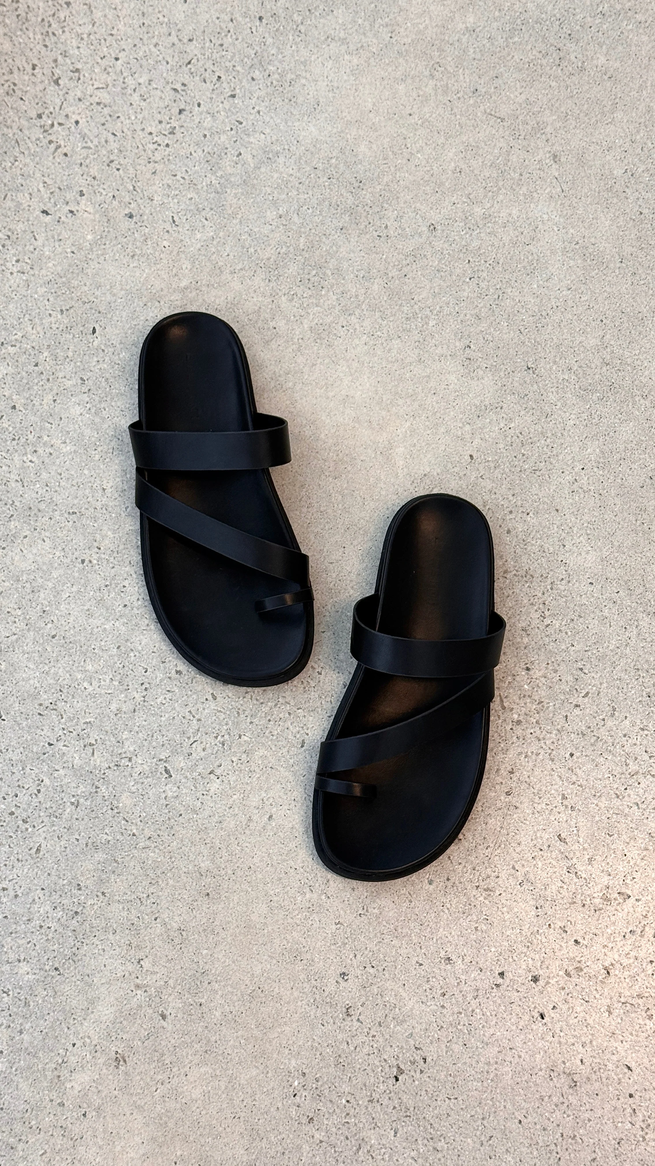 Alima Slide - Black