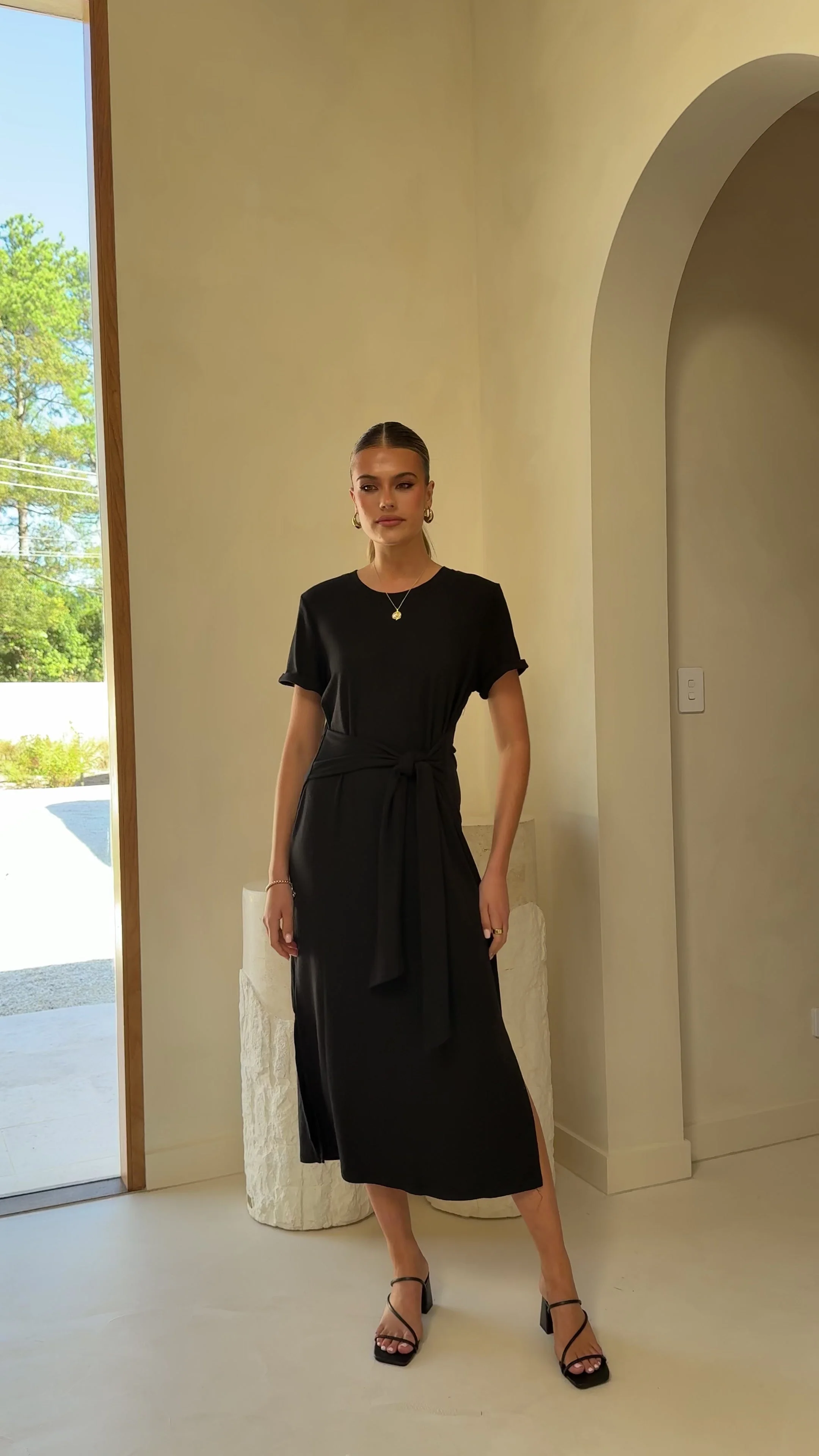 Valier Midi Dress - Black