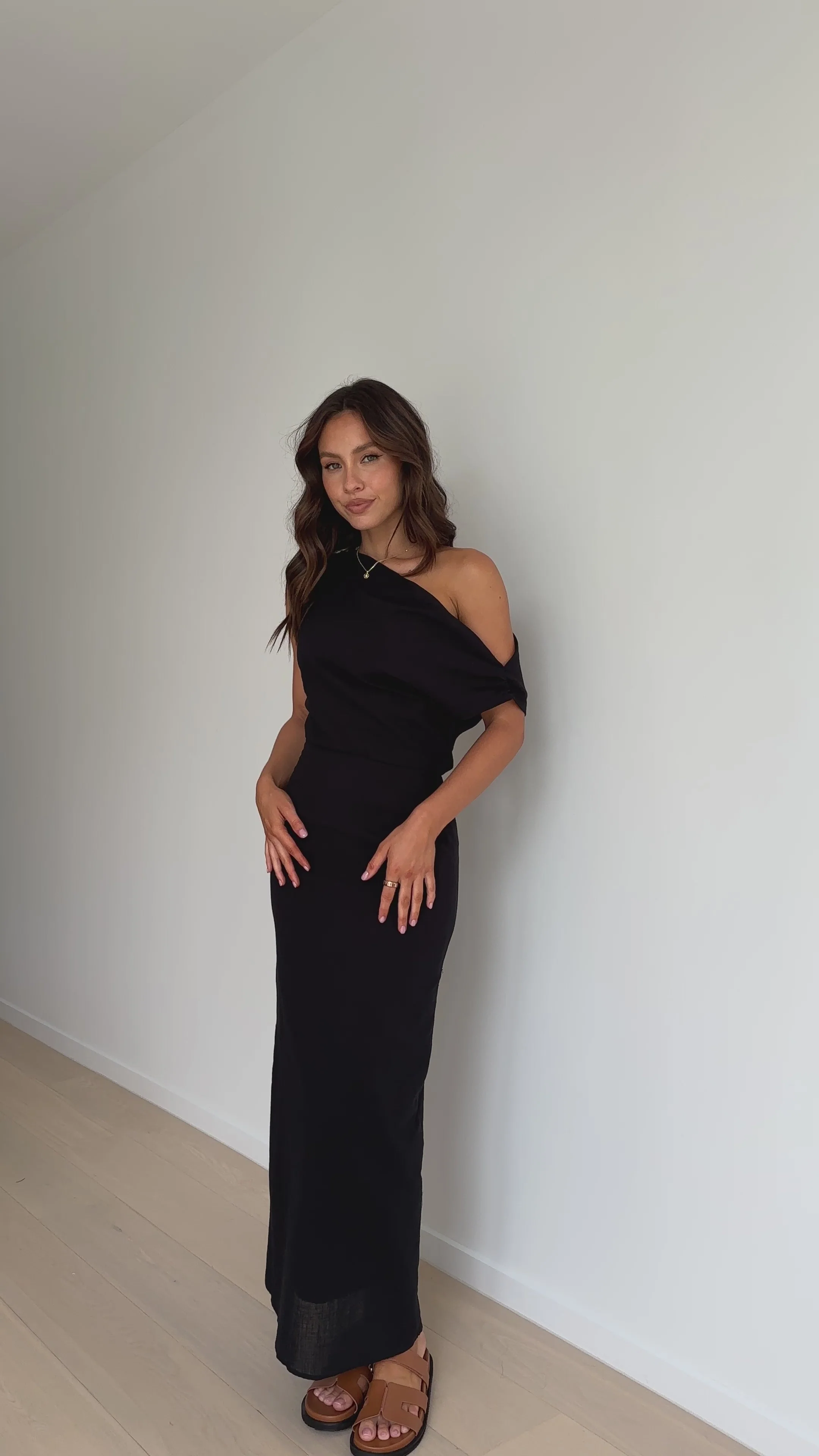 Luci Maxi Dress - Black