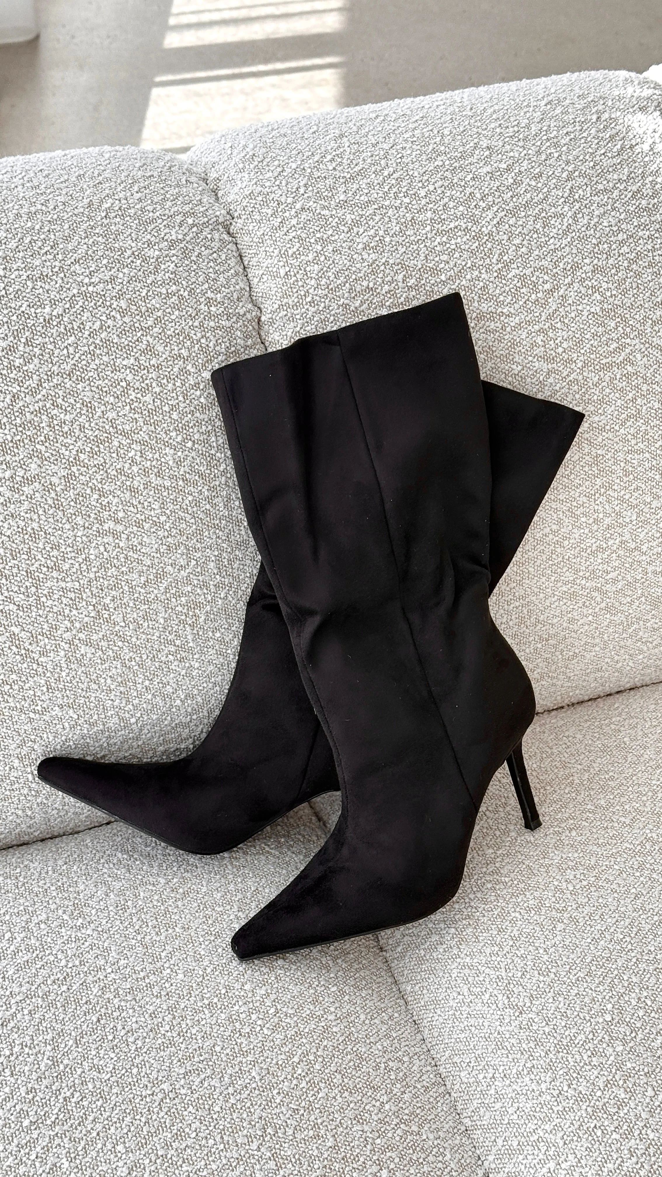 Nour Boots - Black Suede