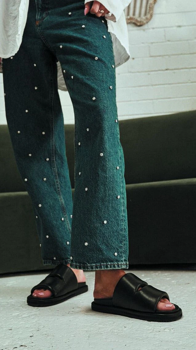 Alias Mae Dawn Slide - Black Leather