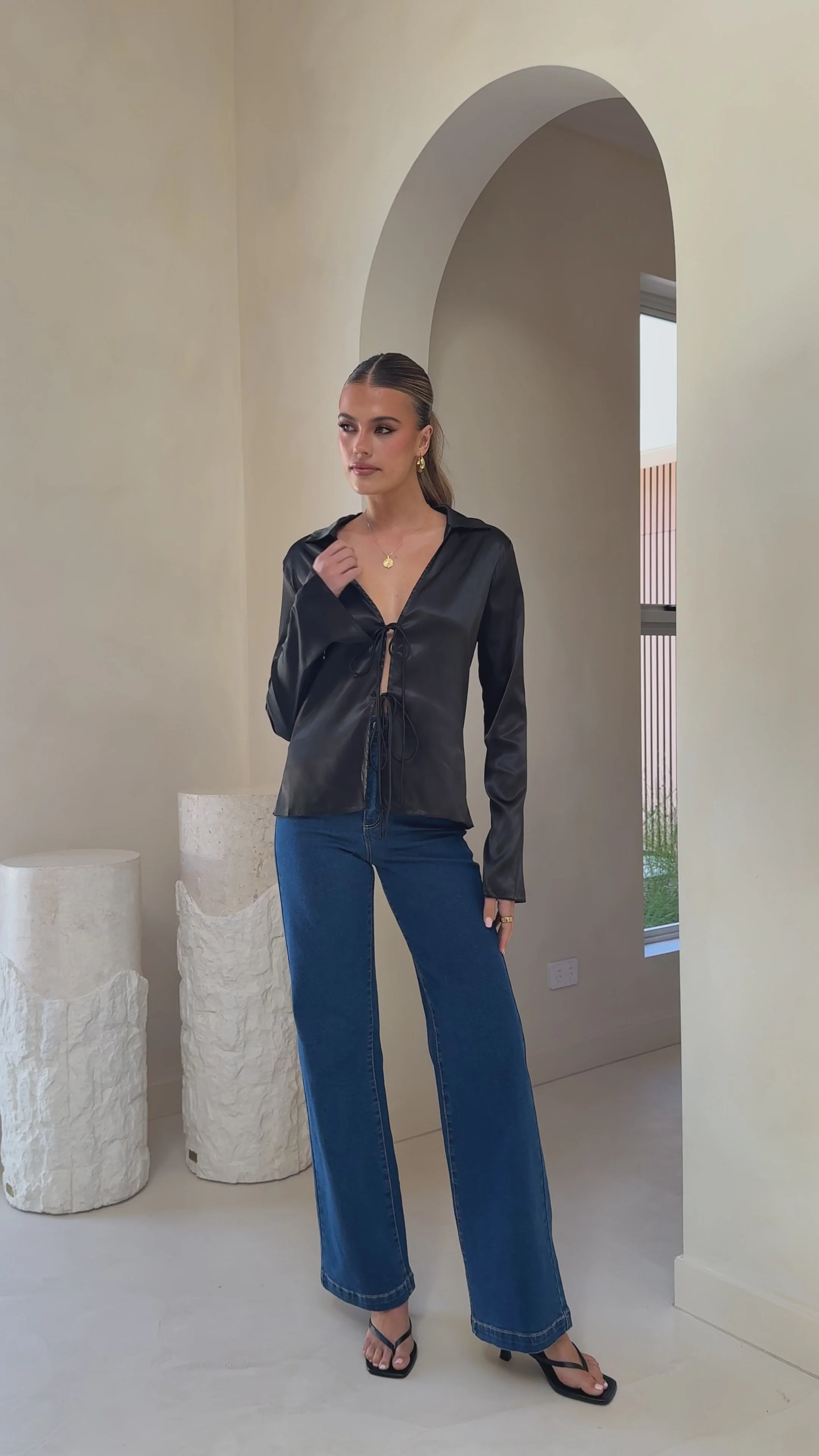 Darielle Tie Front Long Sleeve Top - Black