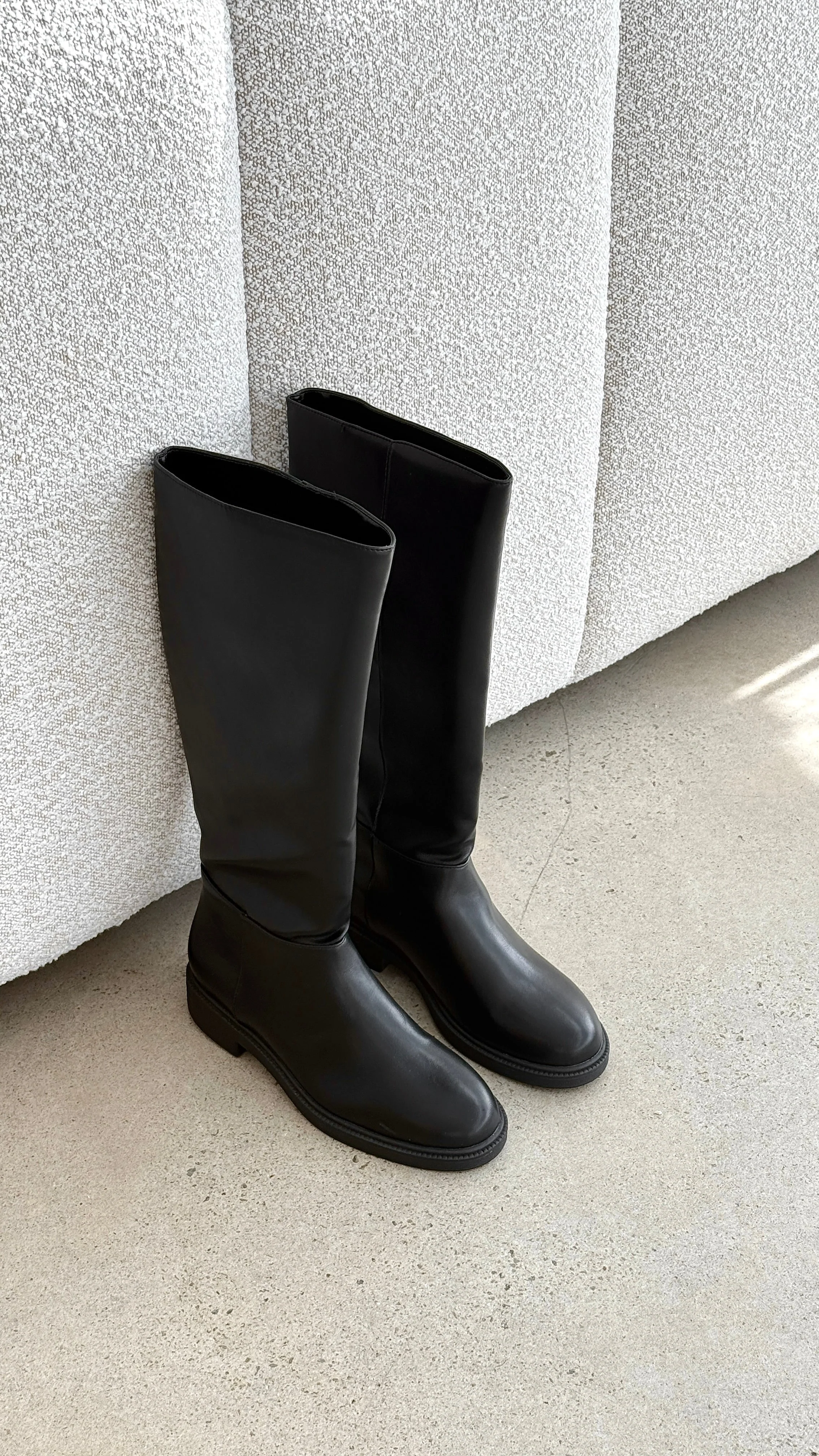 Gwinny Boots - Black