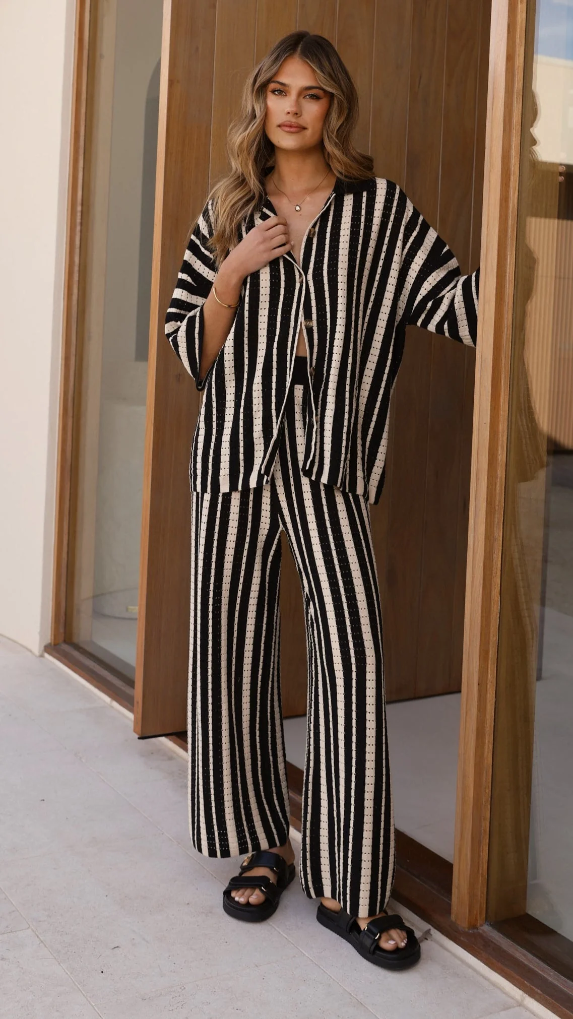 Layla Button Up Knit Shirt - Black