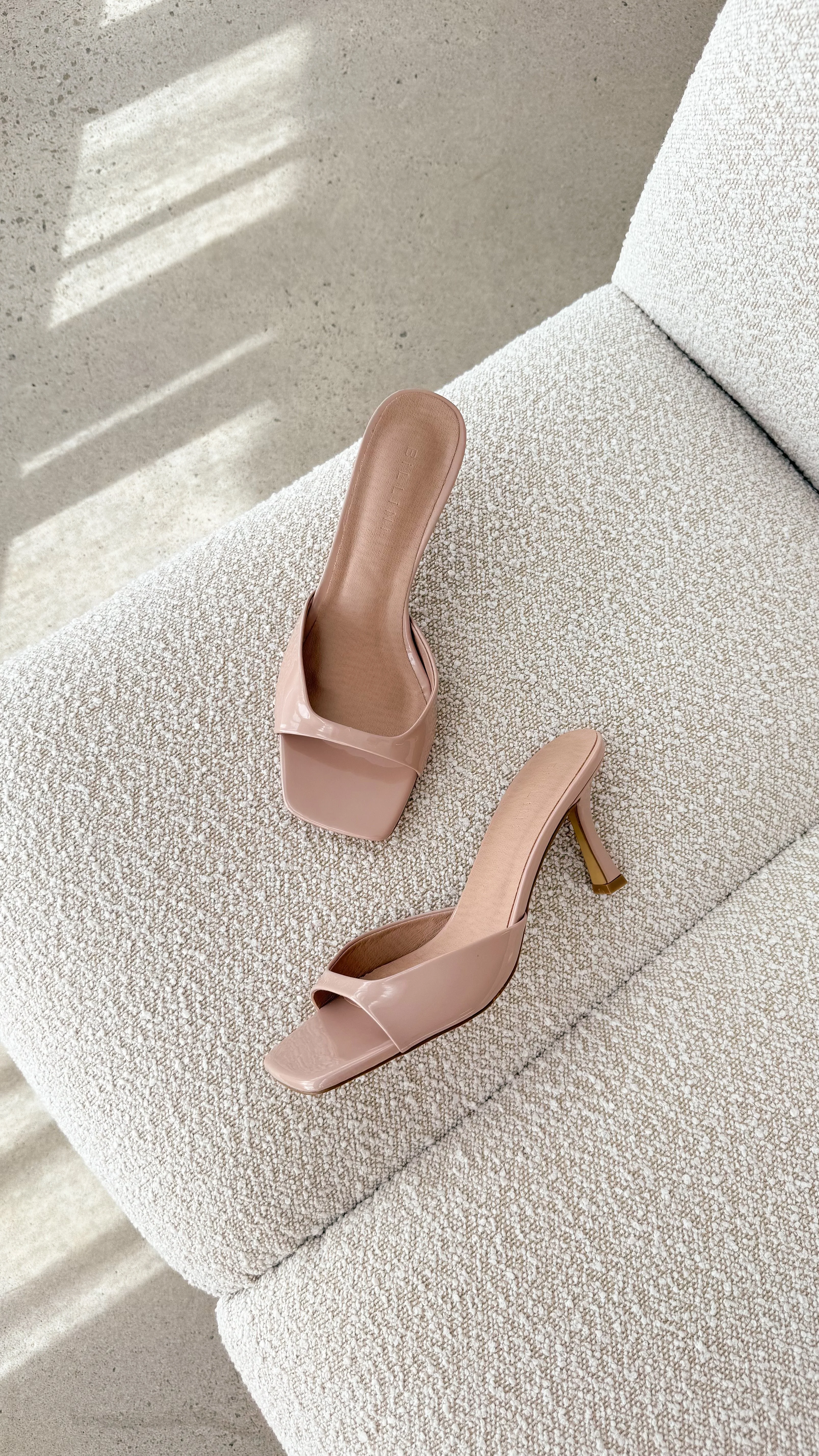 Joey Heel - Latte Patent