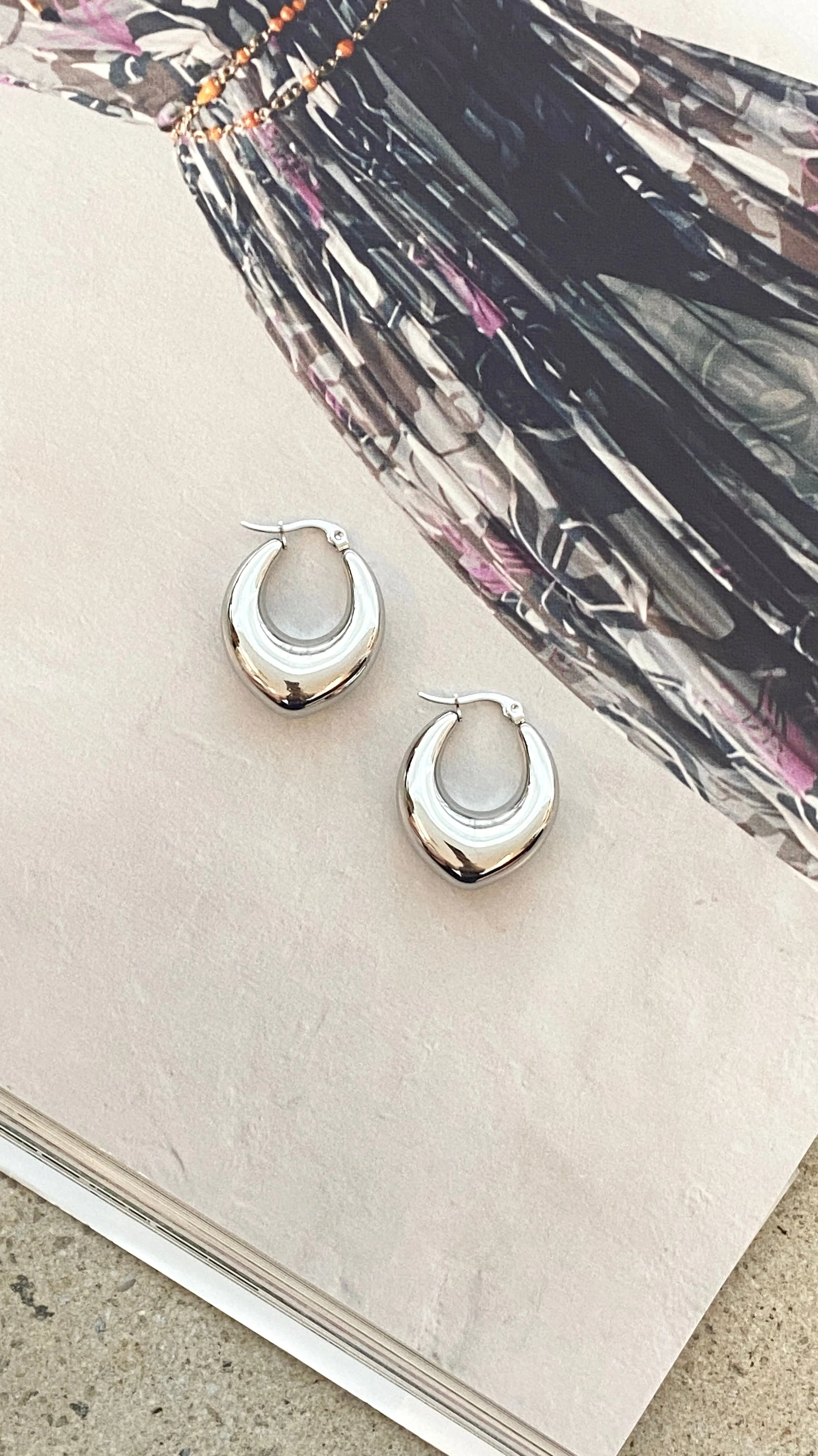 Arya Hoop Earrings - Silver