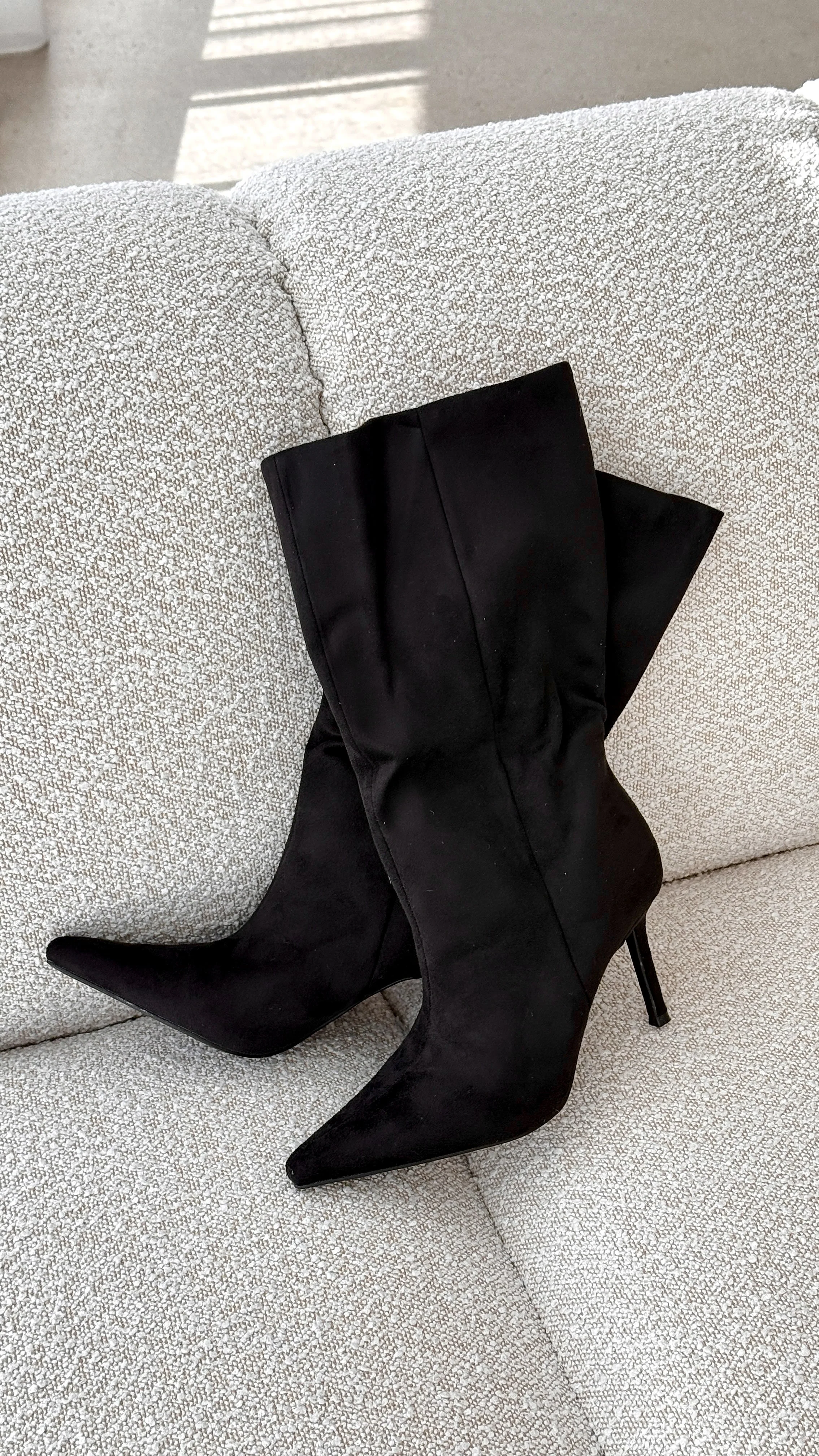 Nour Boots - Black Suede