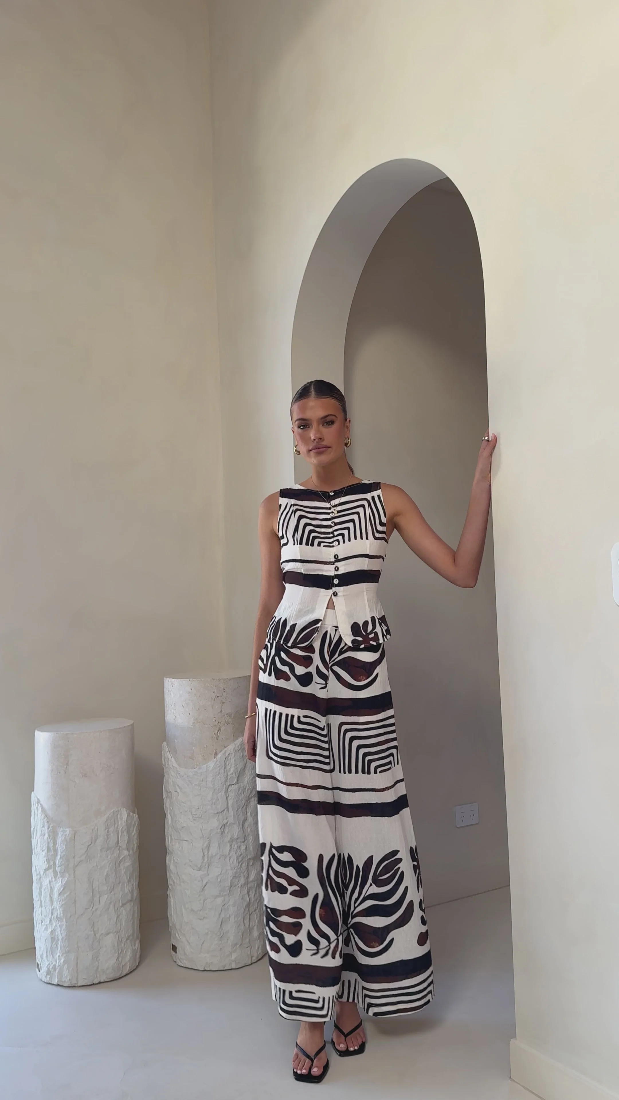 Briar Button Crop Top - Chocolate Abstract