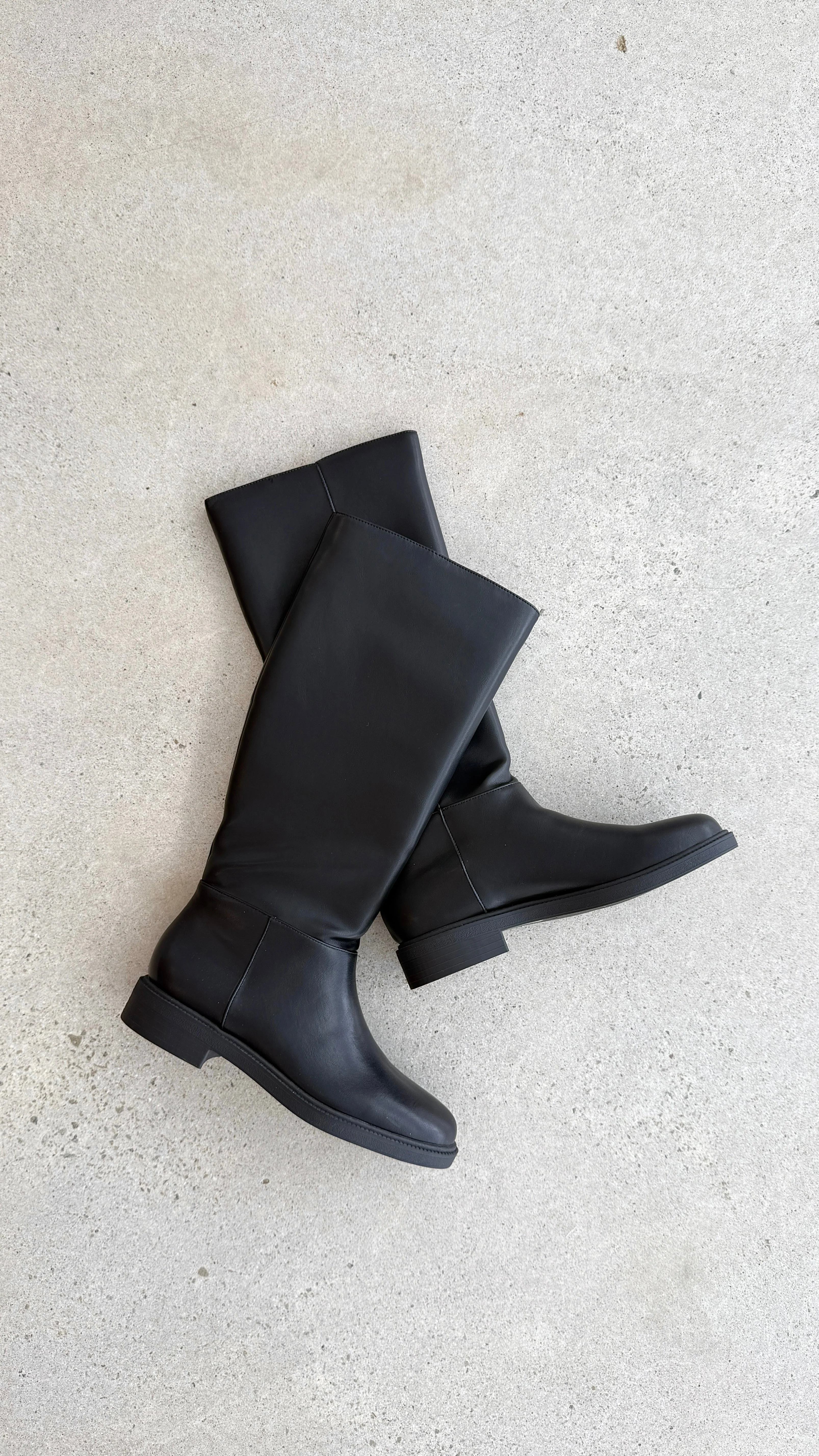 Gwinny Boots - Black