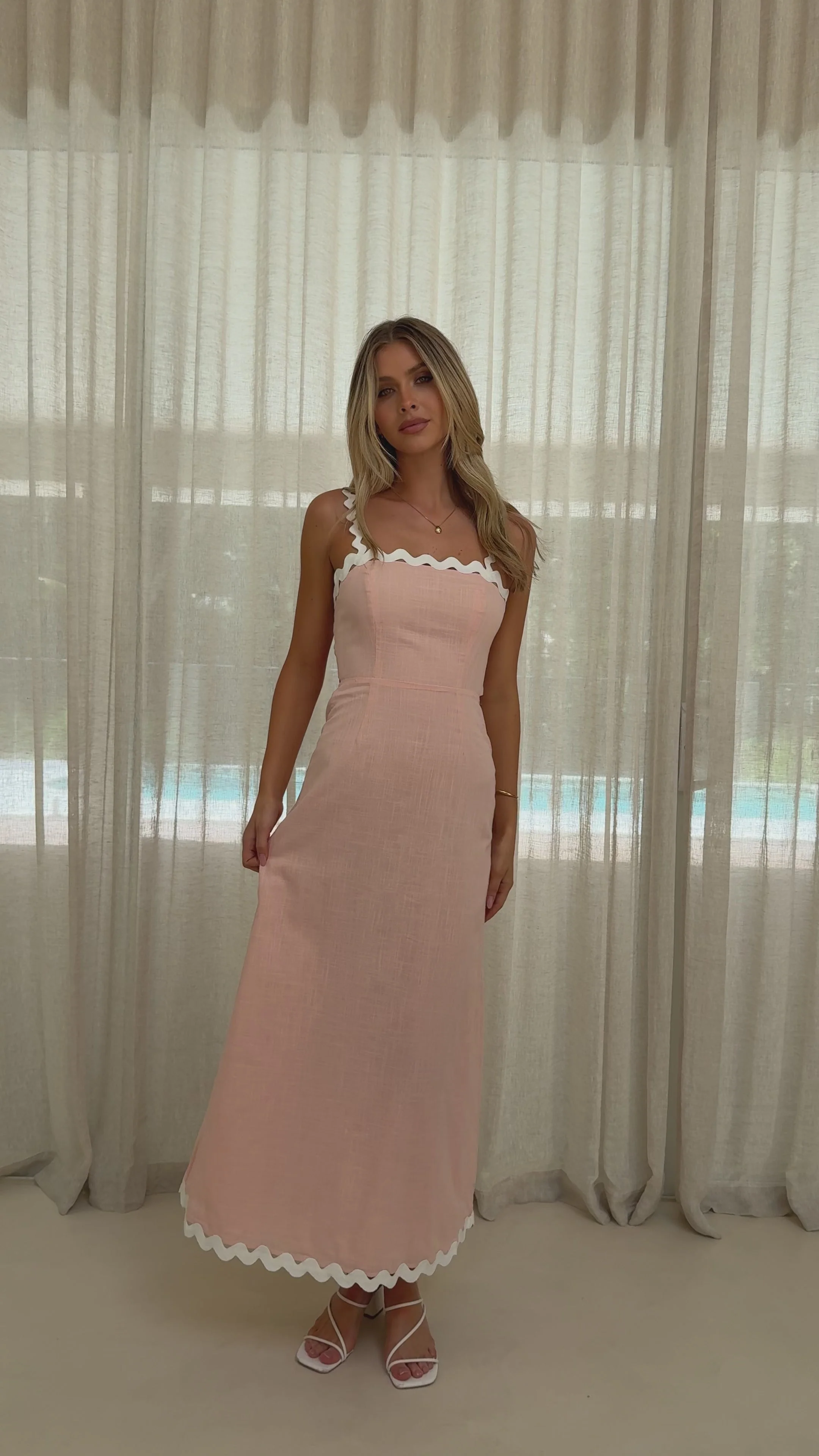Fiora Maxi Dress - Pink