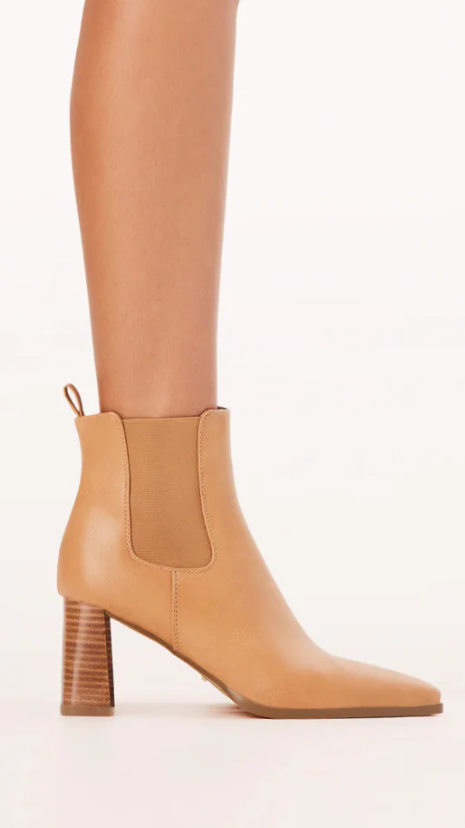 Umiko Boots - Camel Casual