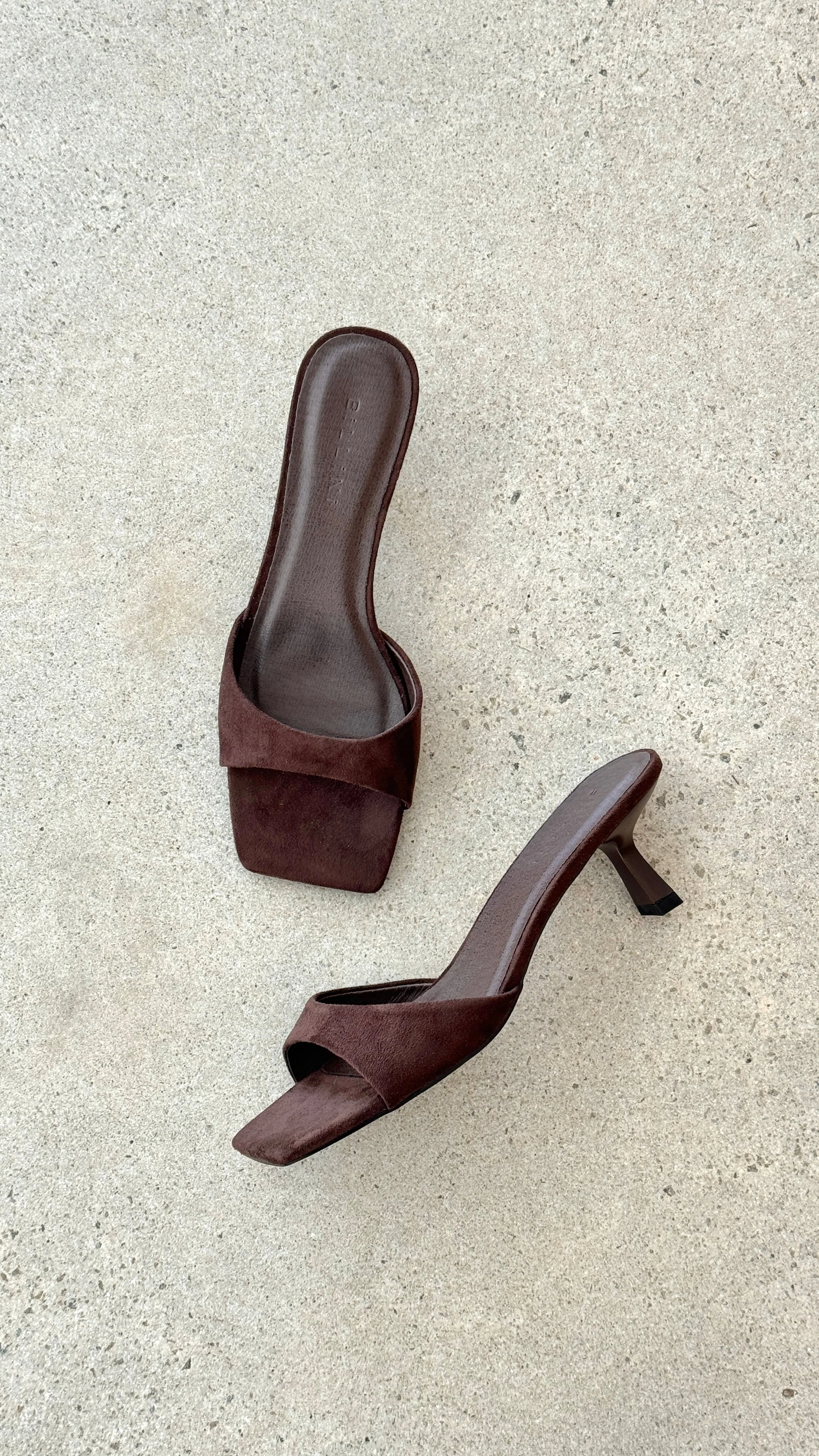 Meadow Heel - Dark Cacao Suede