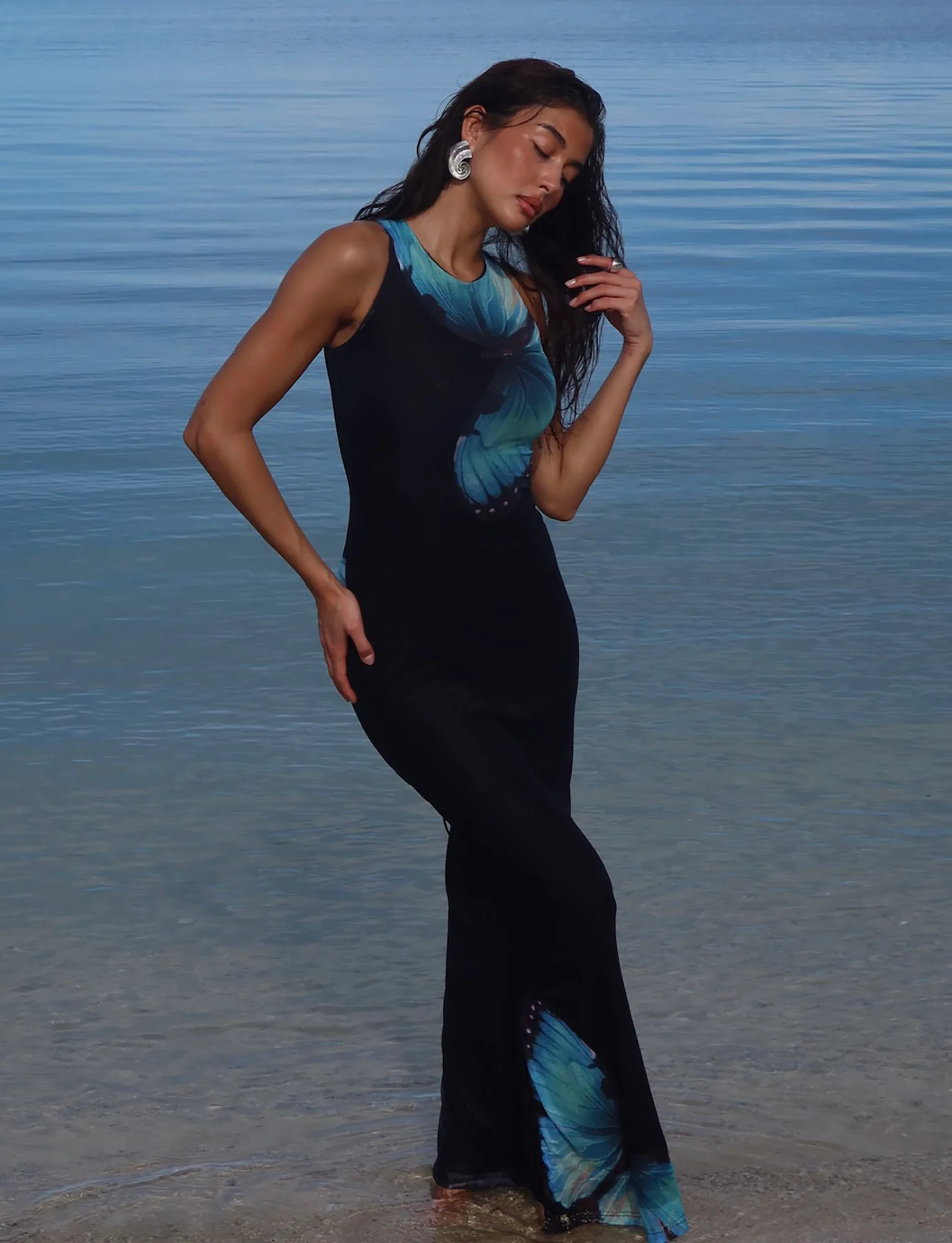 ZAHRAA DRESS - BLACK : BUTTERFLY