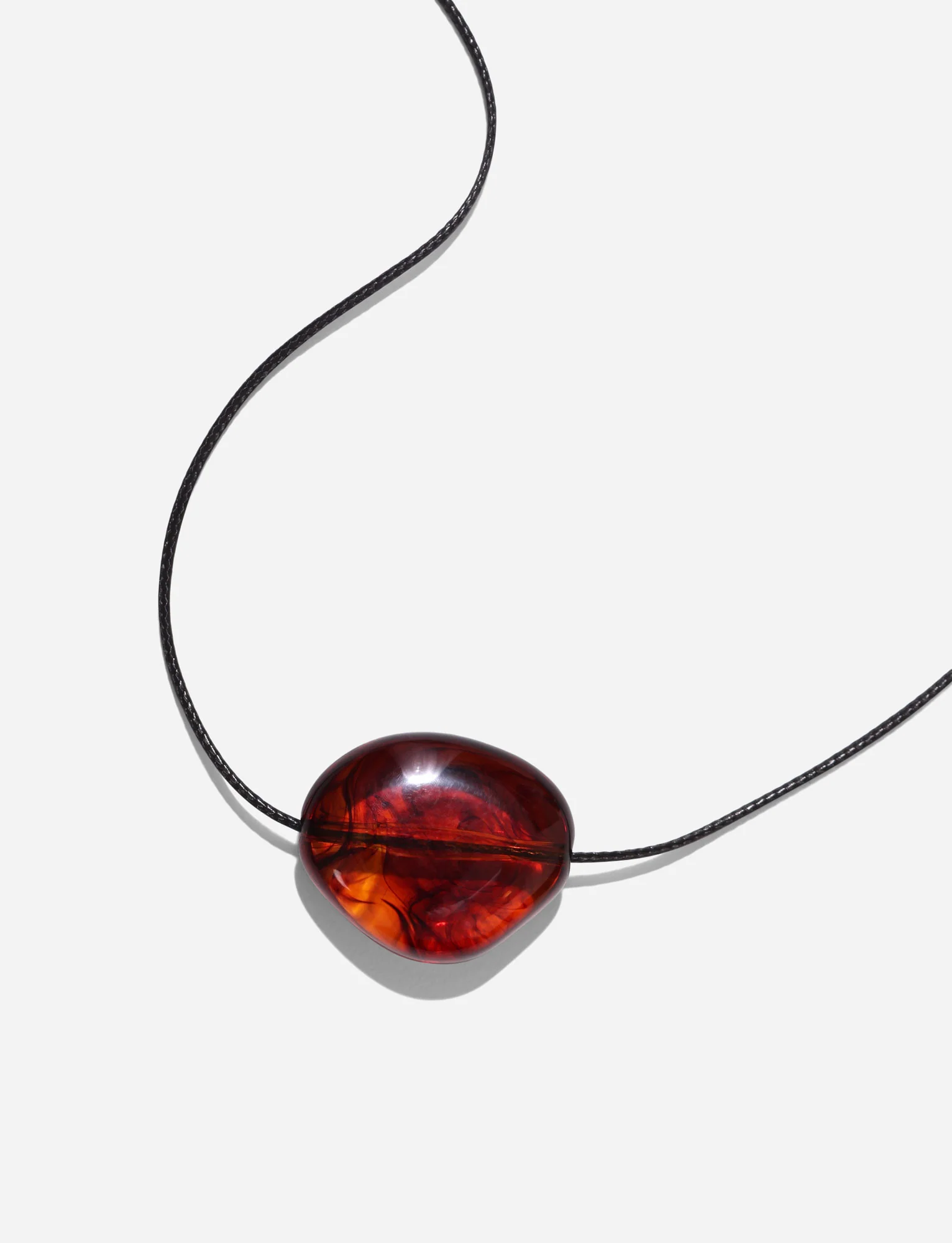 SOLENE NECKLACE - BROWN