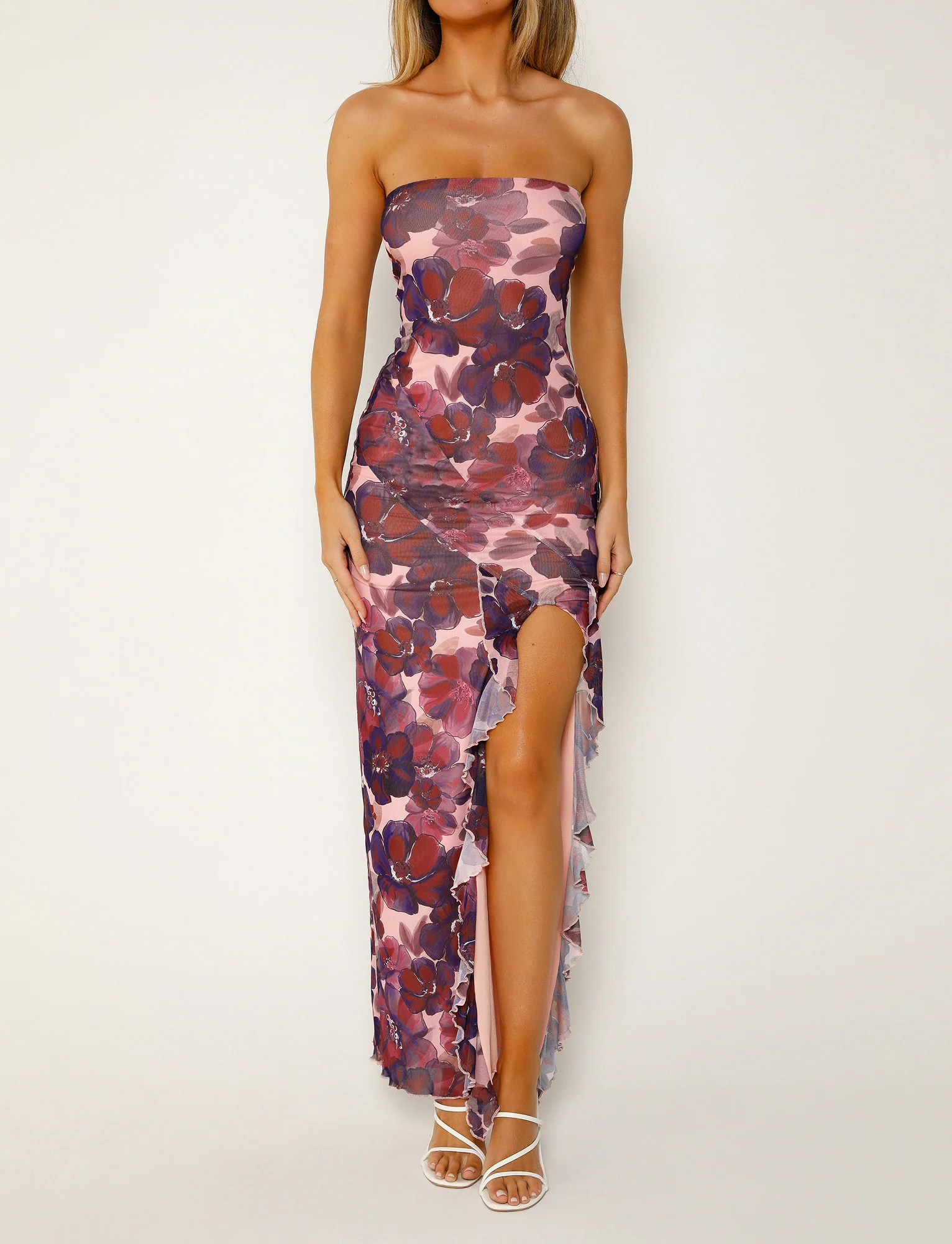 THEO MAXI DRESS - RED : ROMANTIC MACRO FLORAL