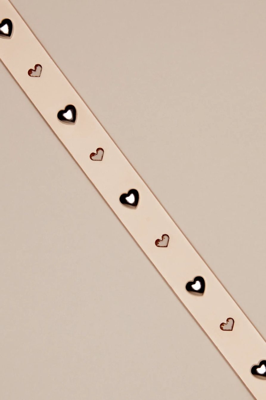 WHITE CUTOUT HEART BELT - Lucky Brand Outlet