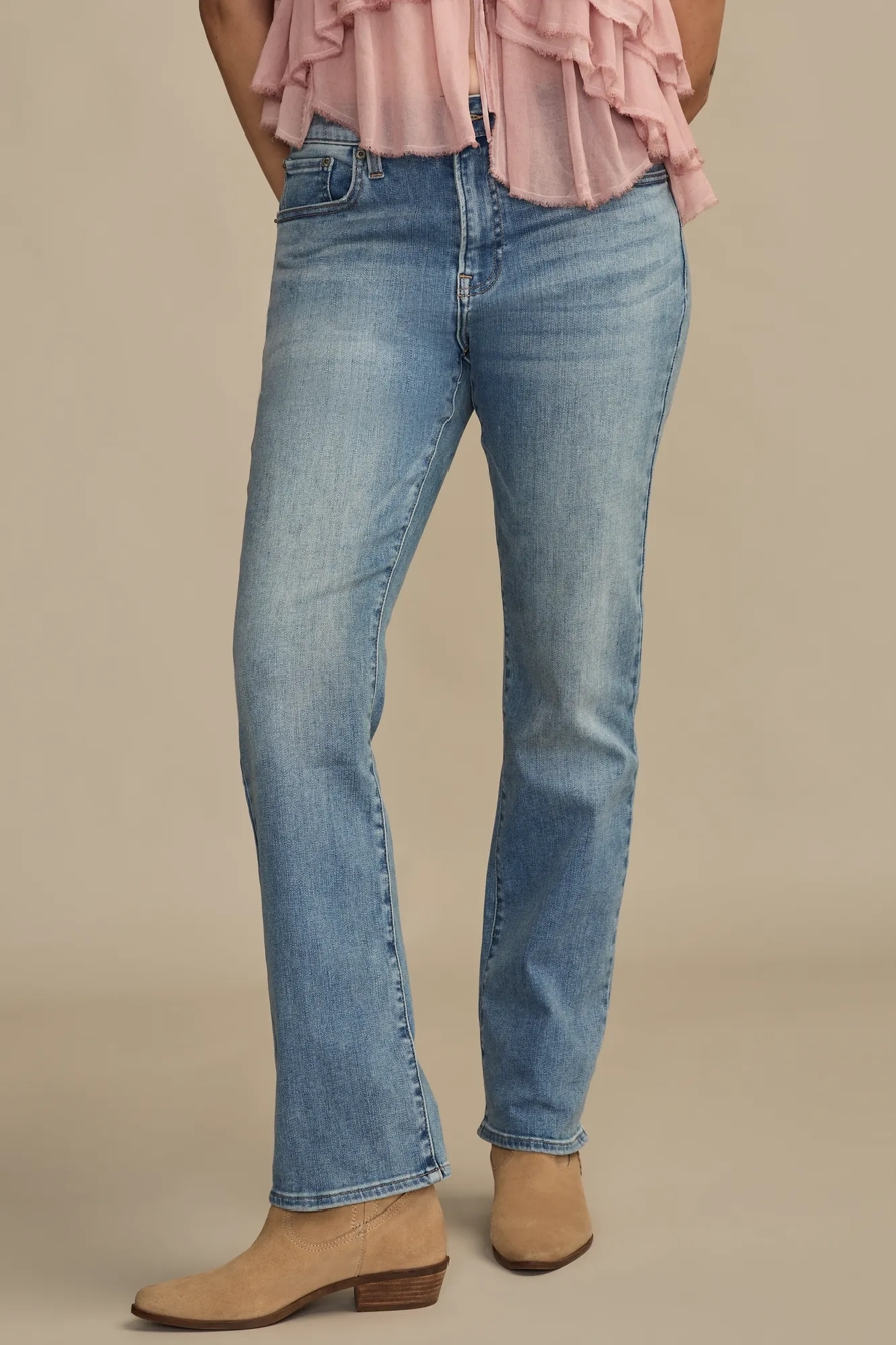 HIGH RISE CURVY STRAIGHT - Lucky Brand Outlet