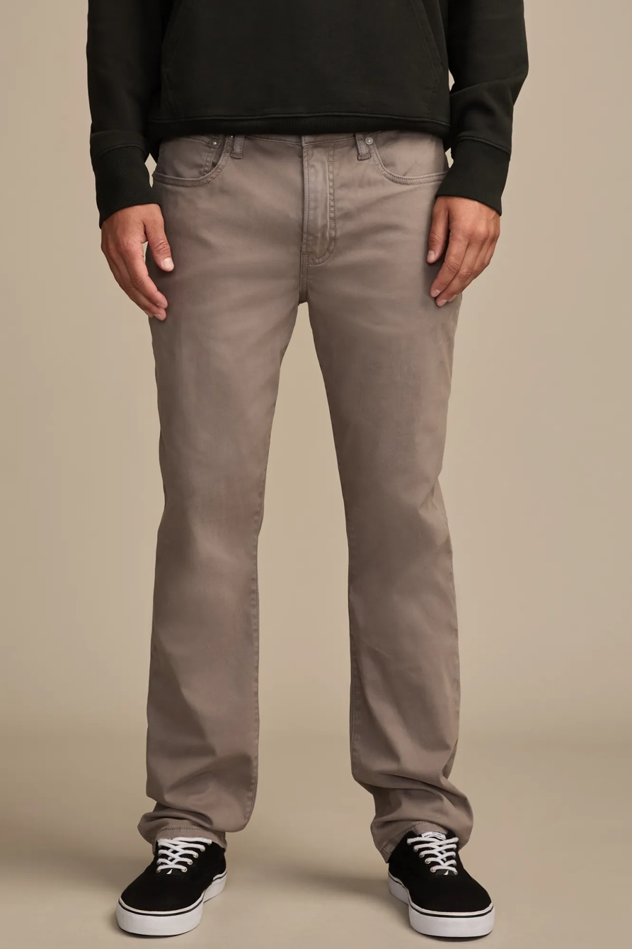 223 STRAIGHT SATEEN STRETCH JEAN - Lucky Brand Outlet