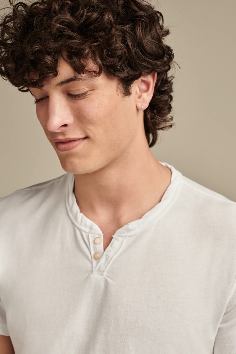 VENICE BURNOUT NOTCH NECK TEE - Lucky Brand Outlet