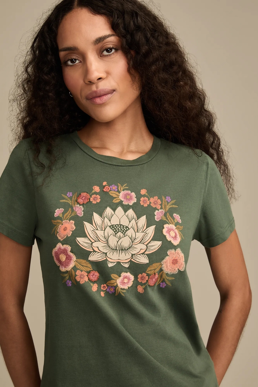 LOTUS FLOWER CLASSIC CREW - Lucky Brand Outlet