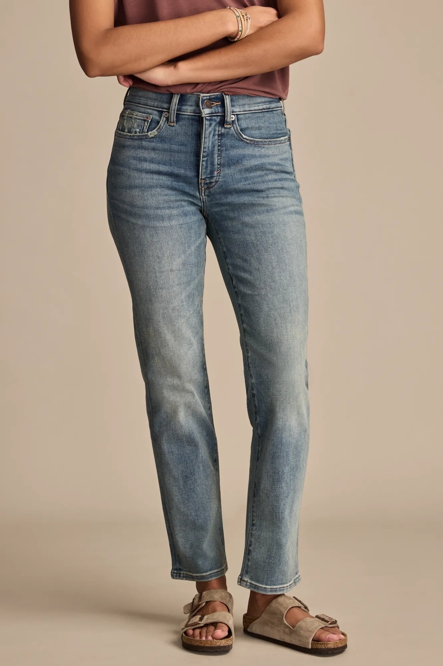 HIGH RISE ZOE STRAIGHT - Lucky Brand Outlet